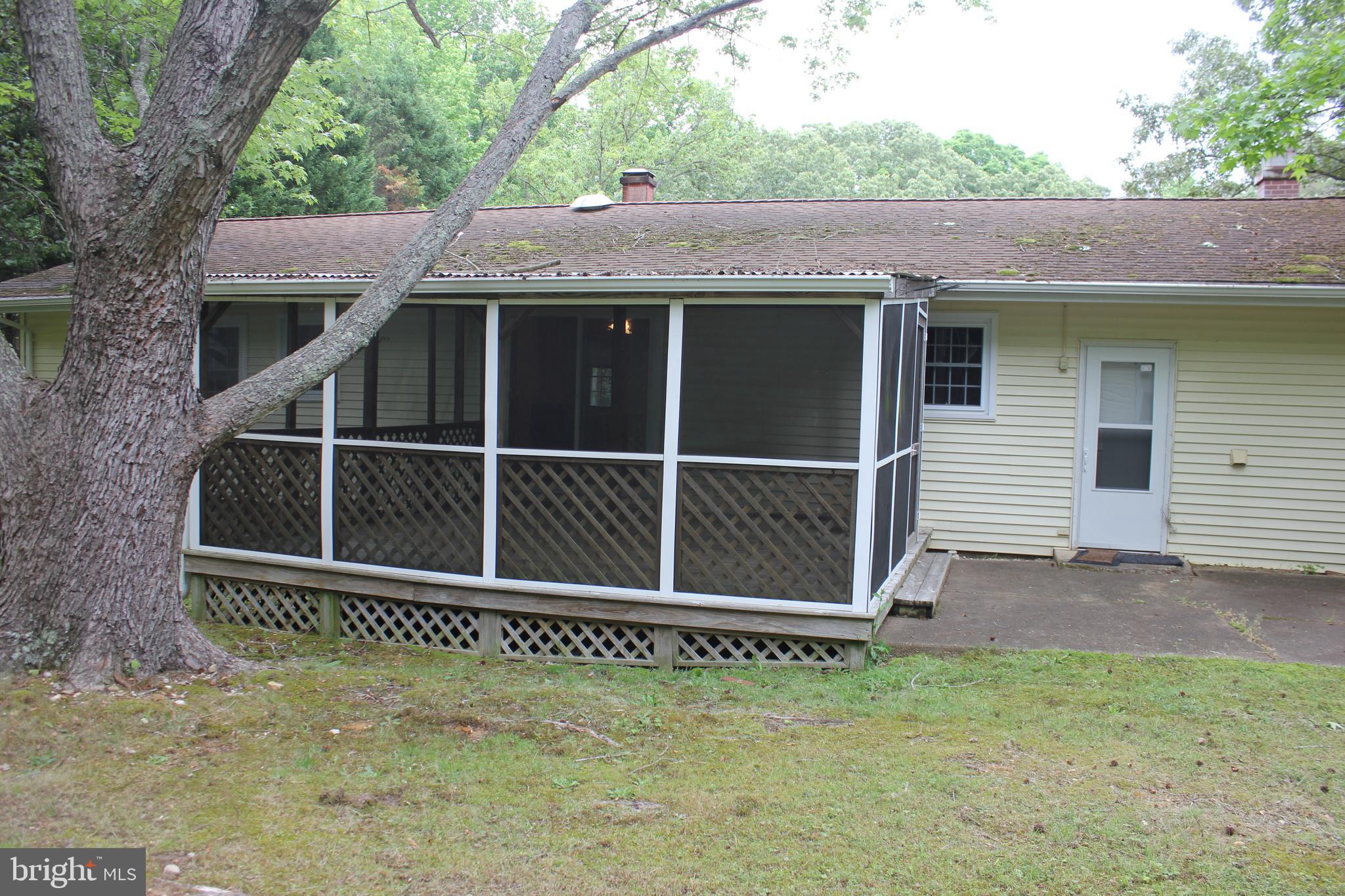 FRIENDLY PINES - Residential