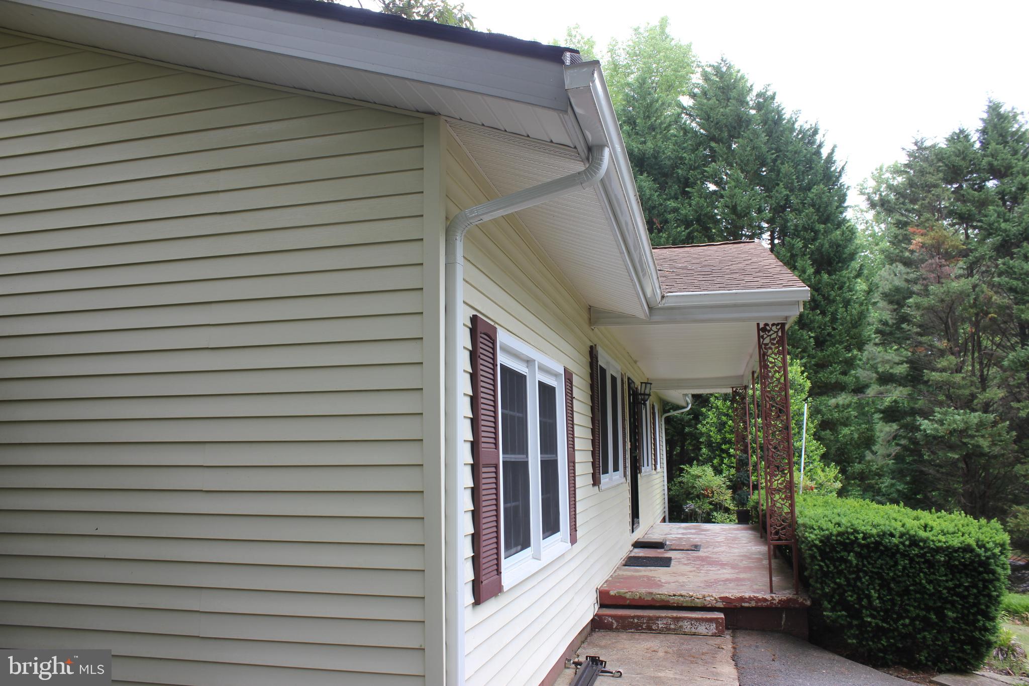 FRIENDLY PINES - Residential