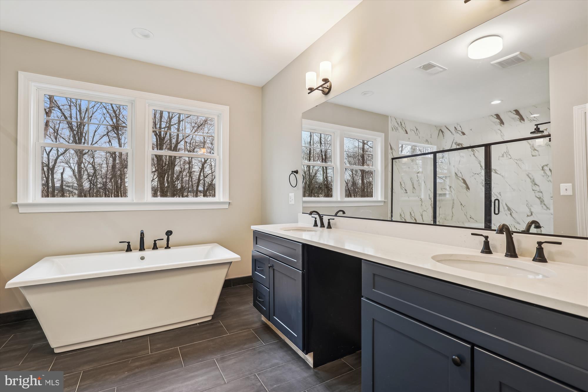 WARNER - Residential