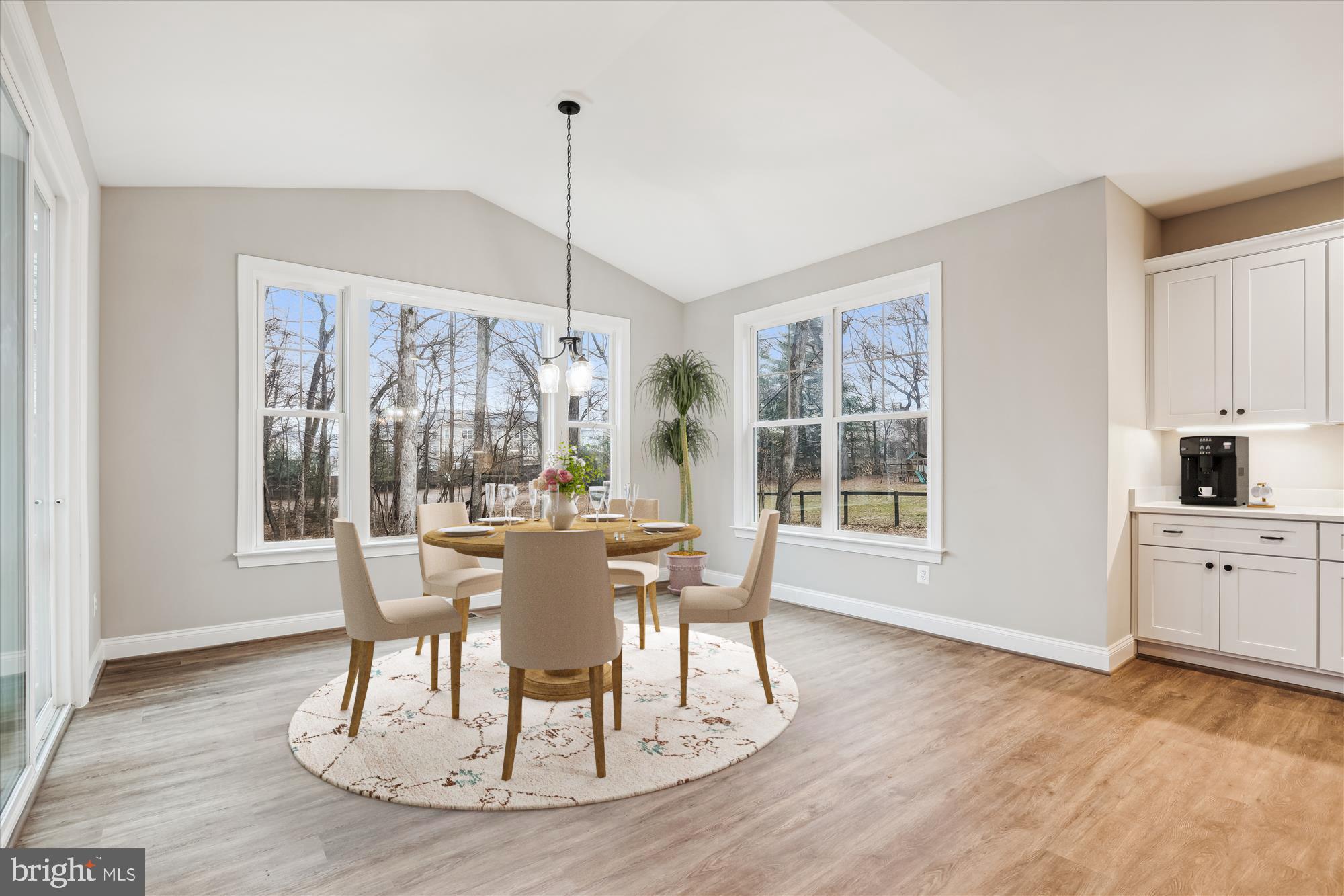 WARNER - Residential