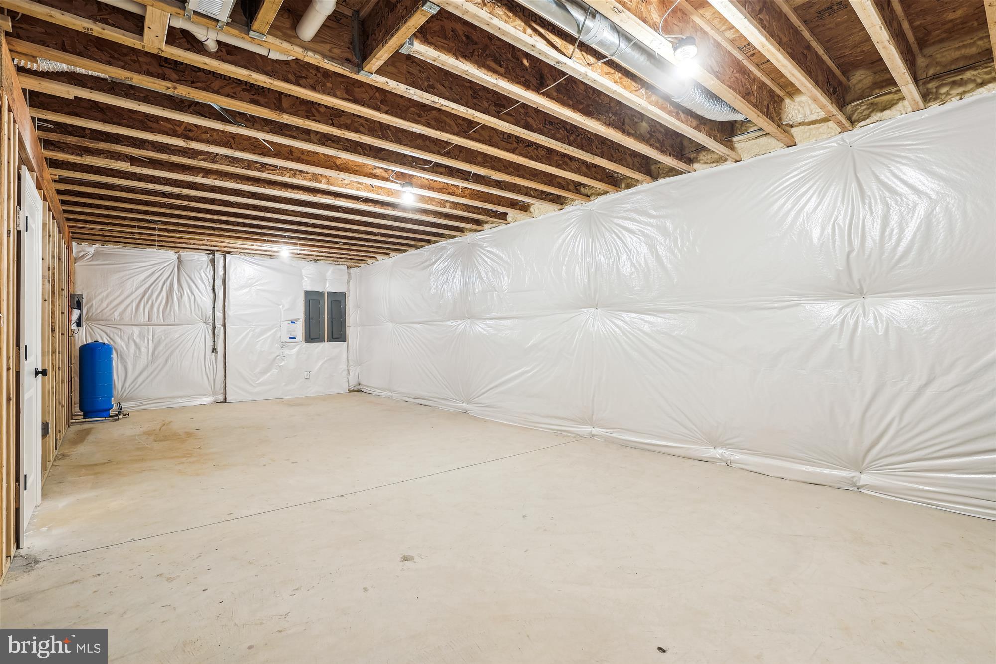 WARNER - Residential