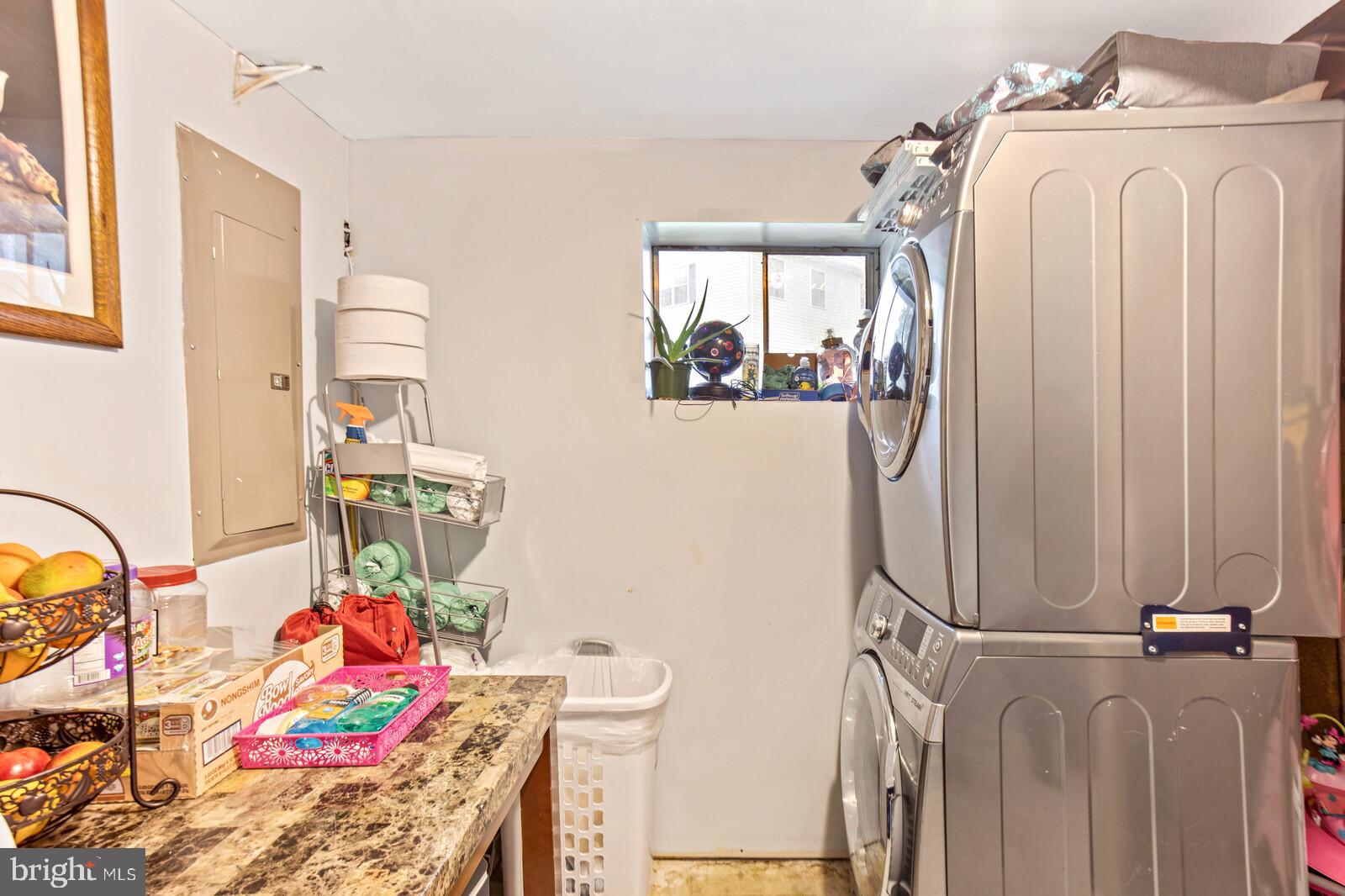 DALE CITY - Residential