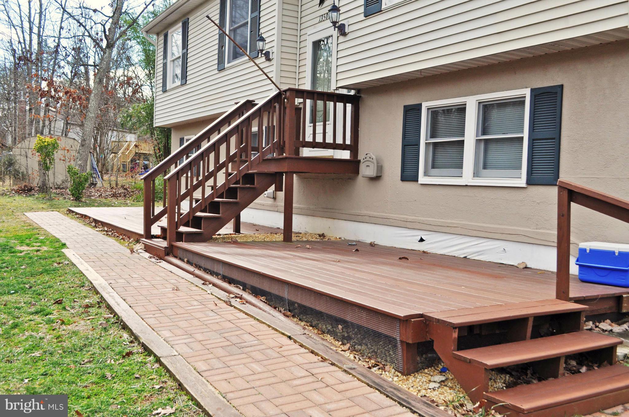 LAKE WILDERNESS - Residential