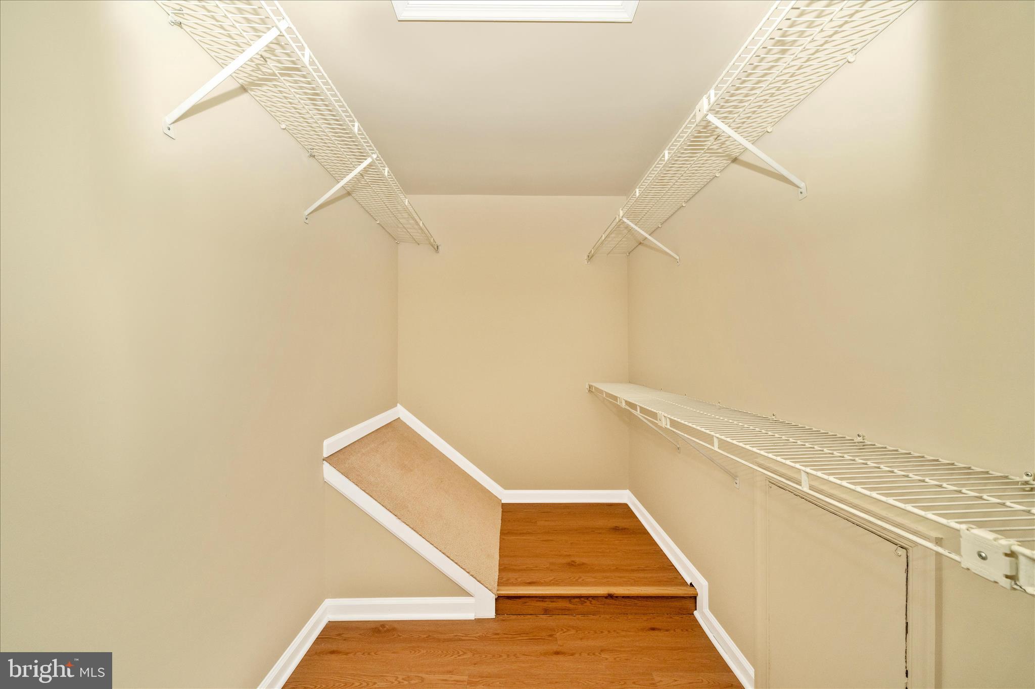 TIMBERLAWN - Residential