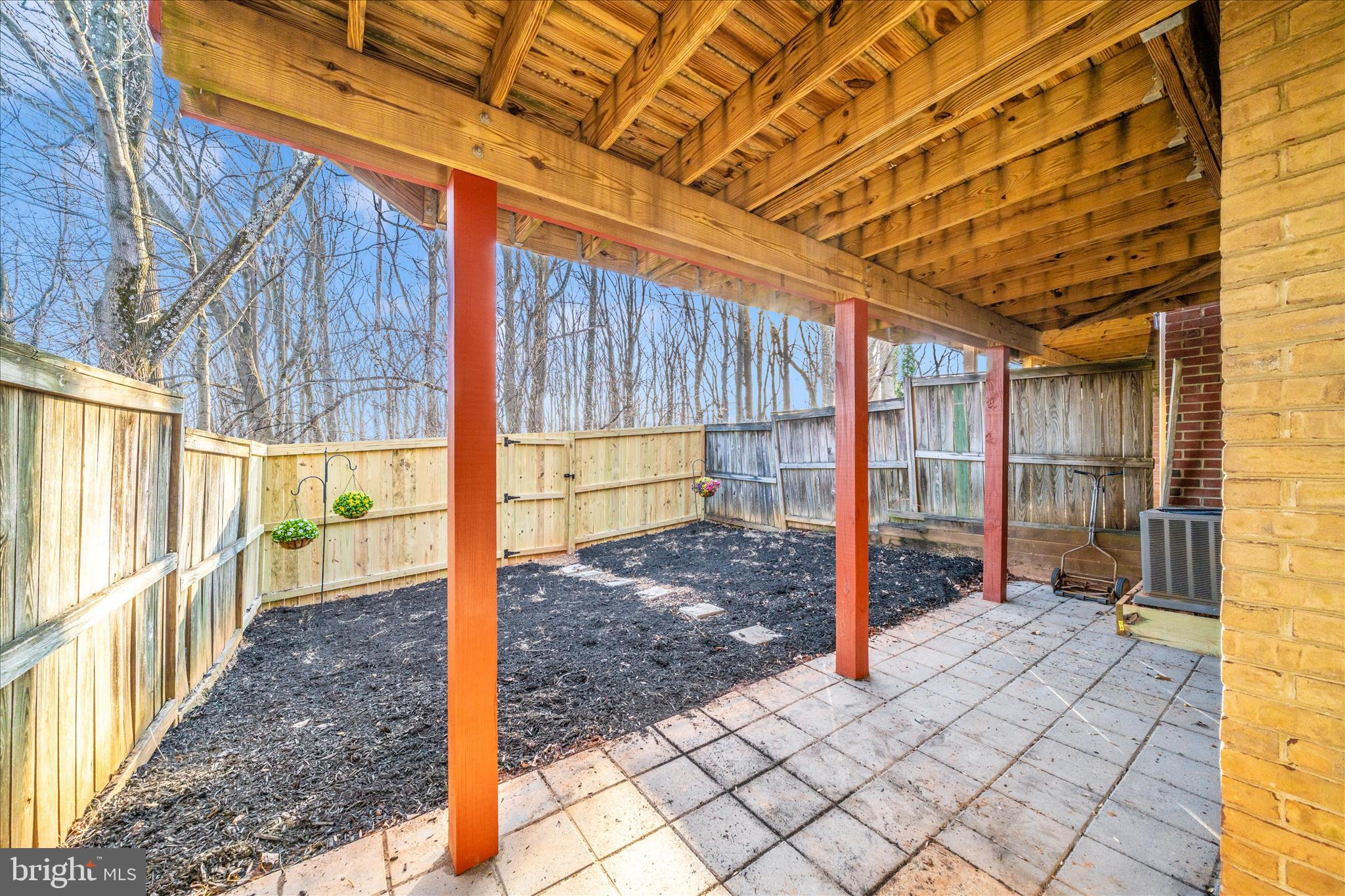 TIMBERLAWN - Residential