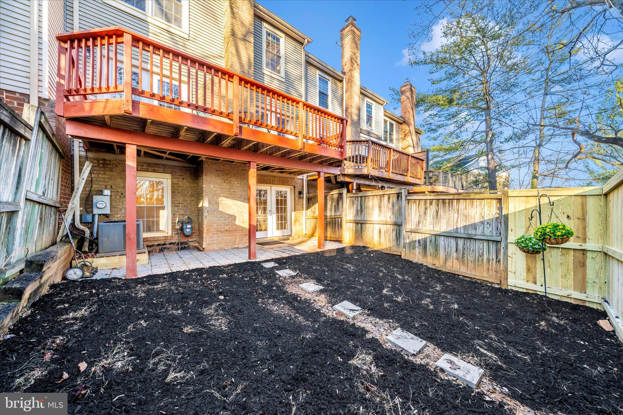 TIMBERLAWN - Residential