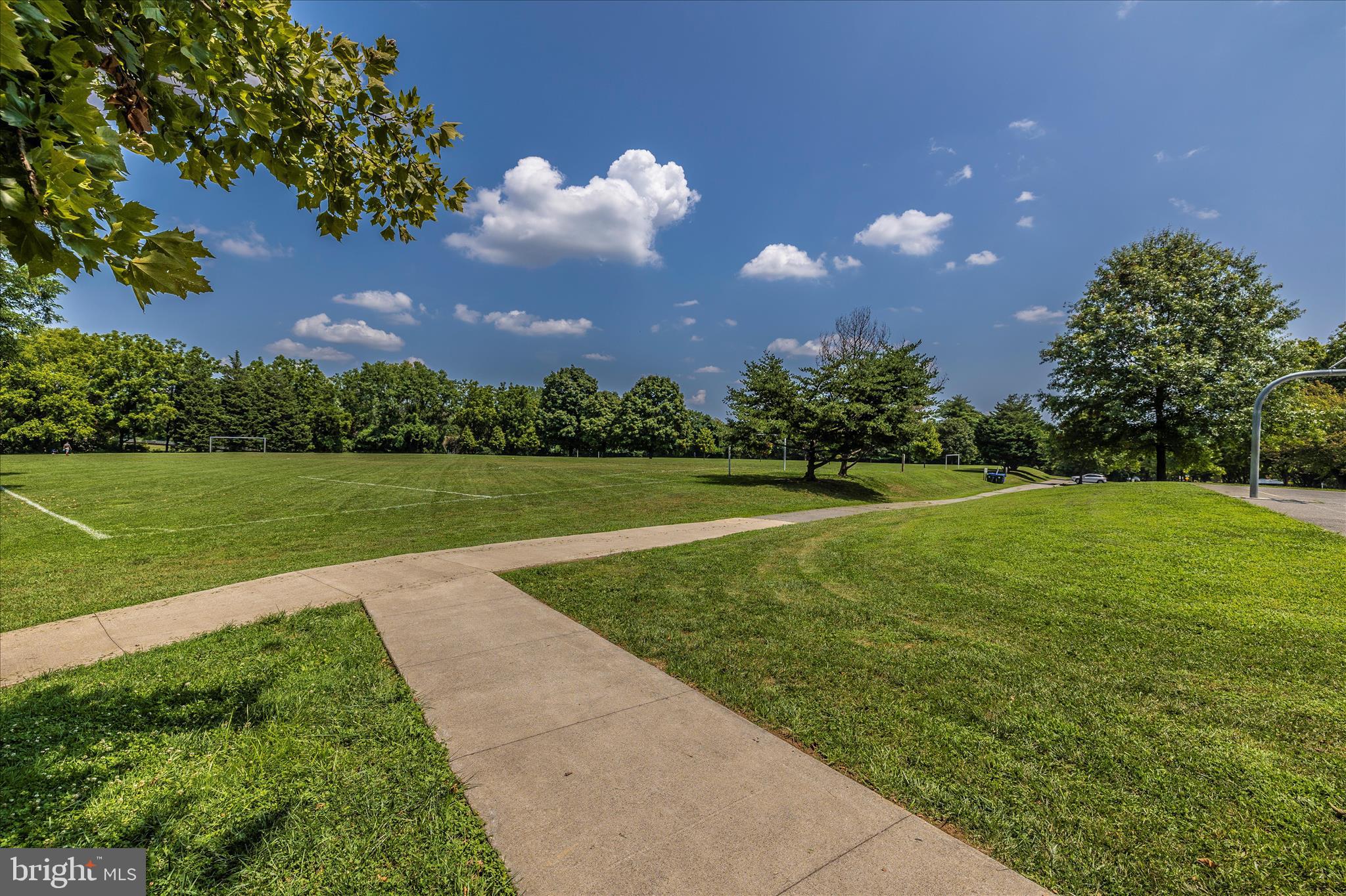 TIMBERLAWN - Residential