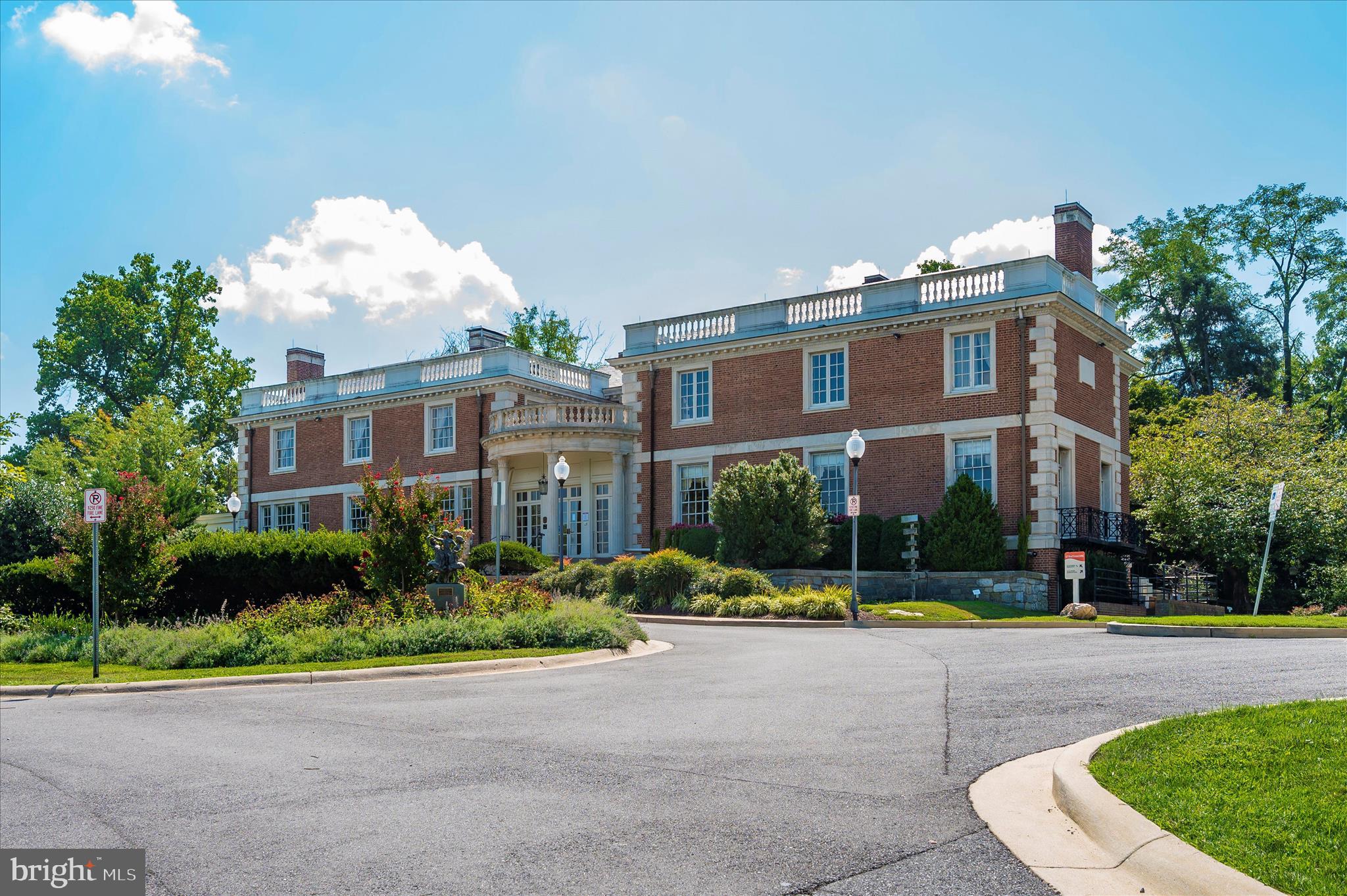 TIMBERLAWN - Residential