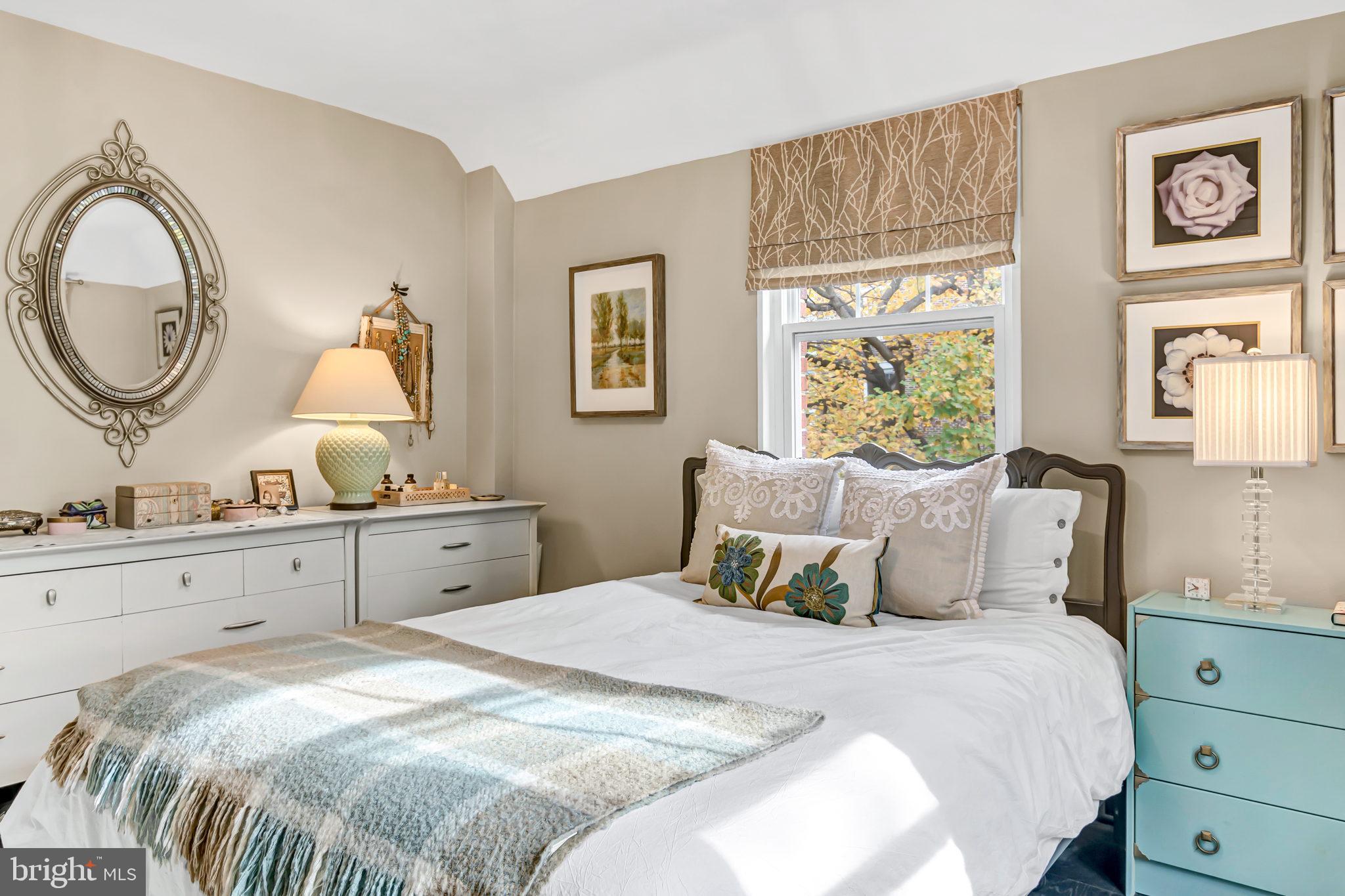 ROSSLYN HEIGHTS - Residential Lease