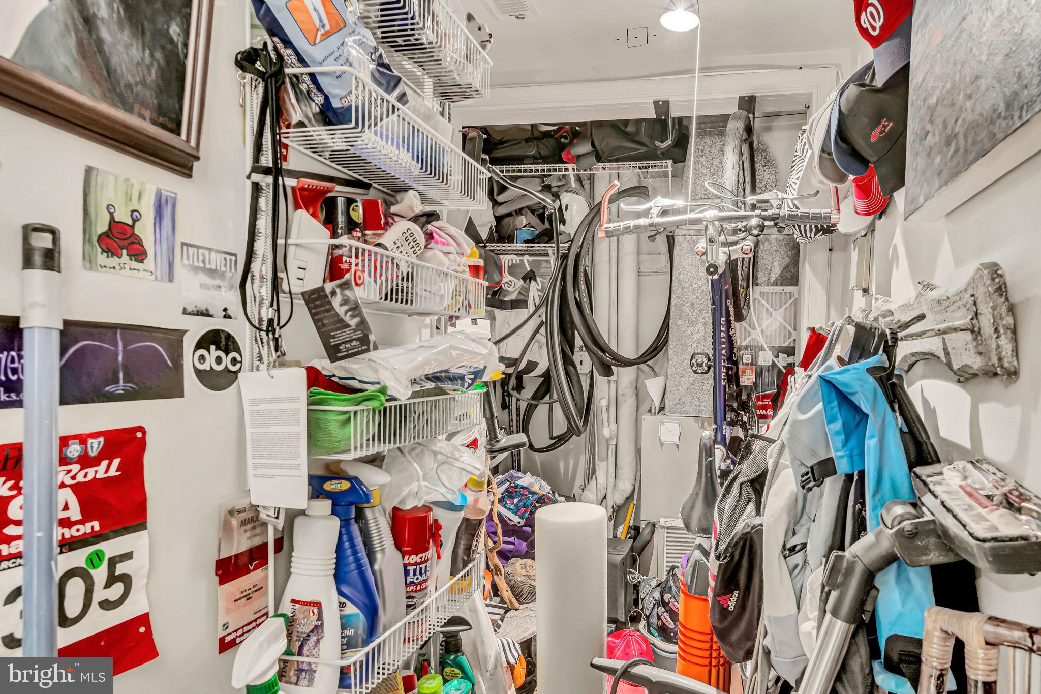 ROSSLYN HEIGHTS - Residential Lease