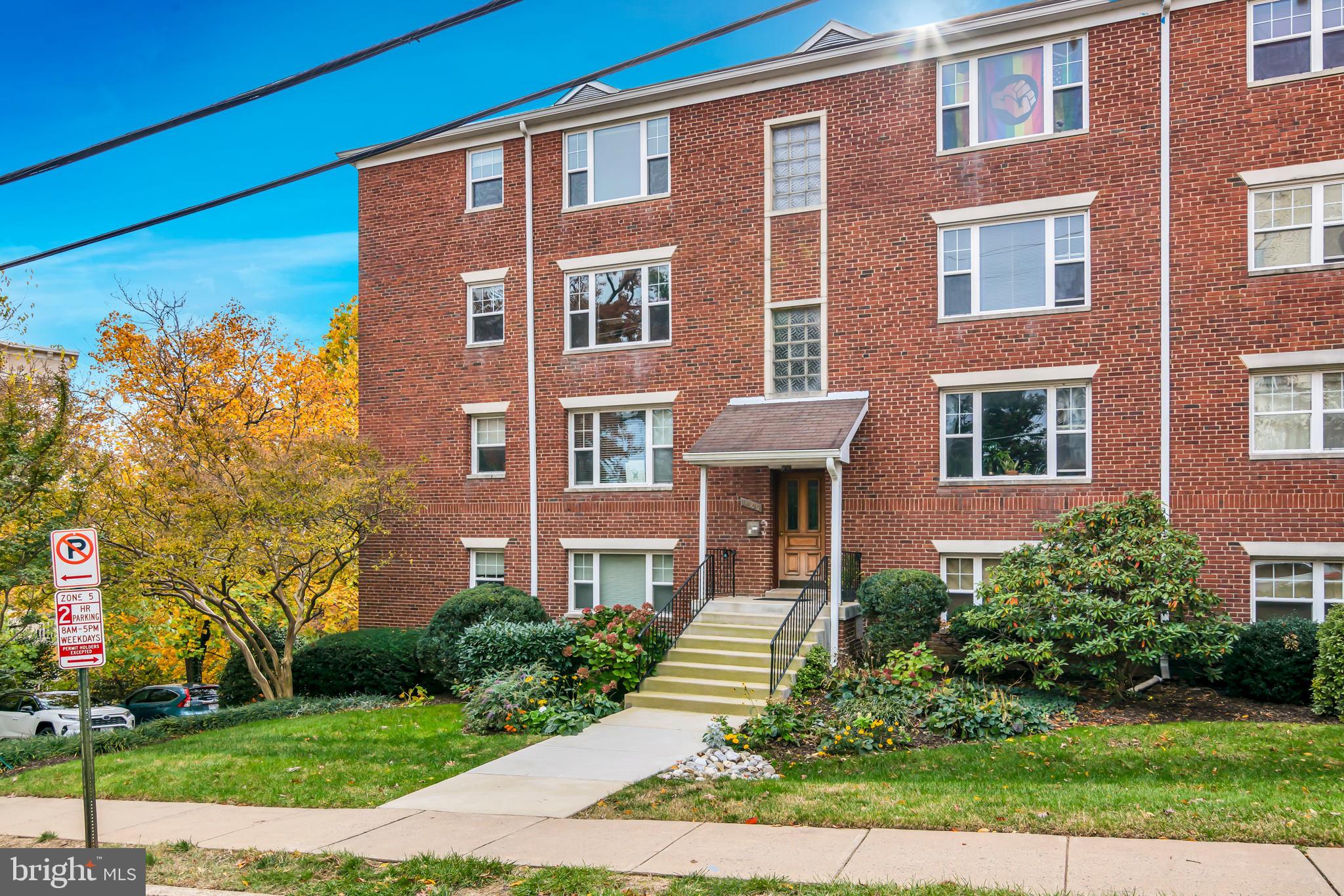 ROSSLYN HEIGHTS - Residential Lease