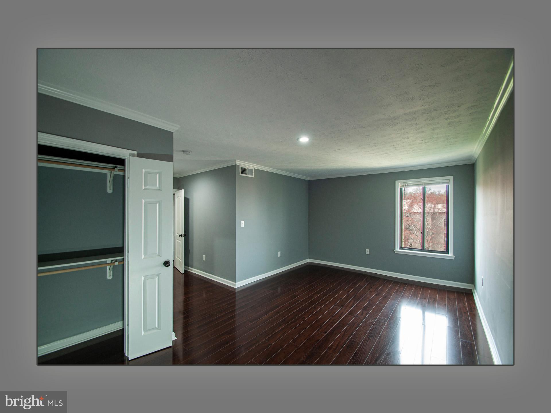 GREENBRIAR - Residential Lease