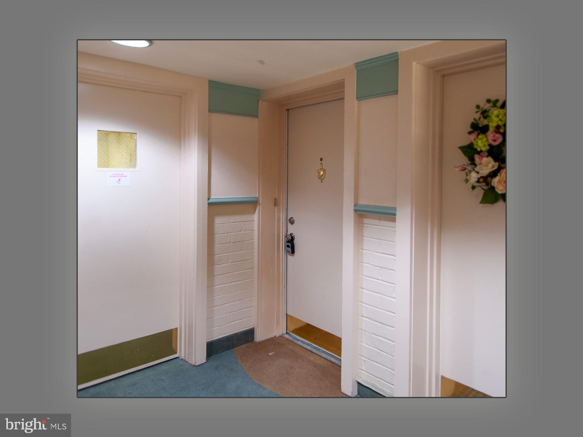 GREENBRIAR - Residential Lease