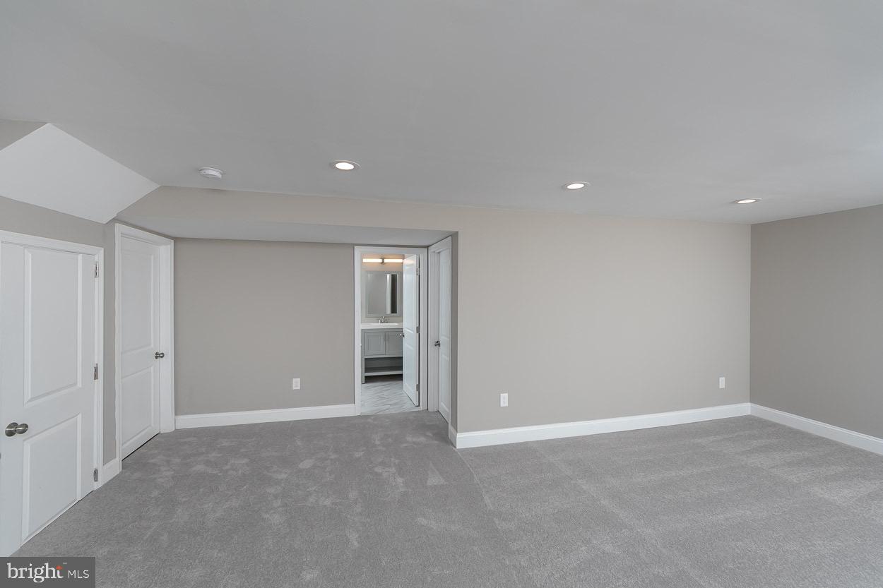 AUGUSTA ACRES - Residential