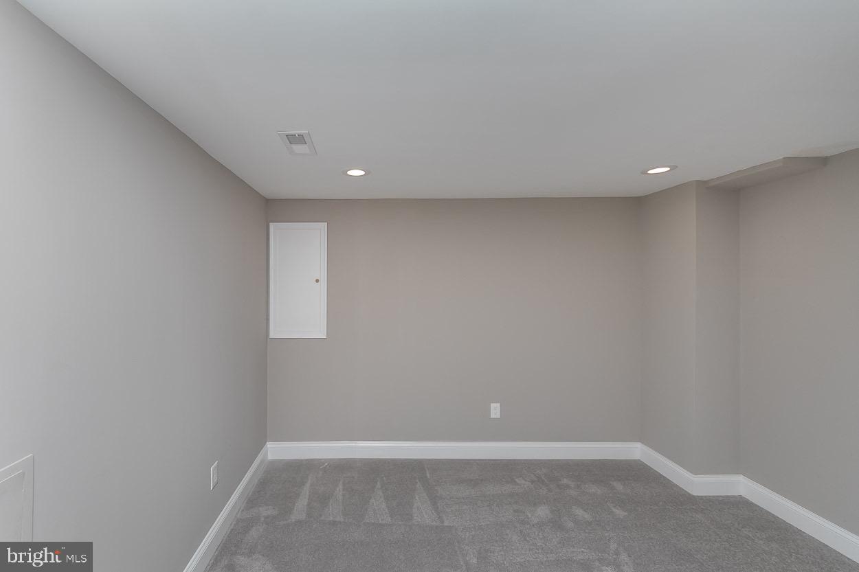 AUGUSTA ACRES - Residential