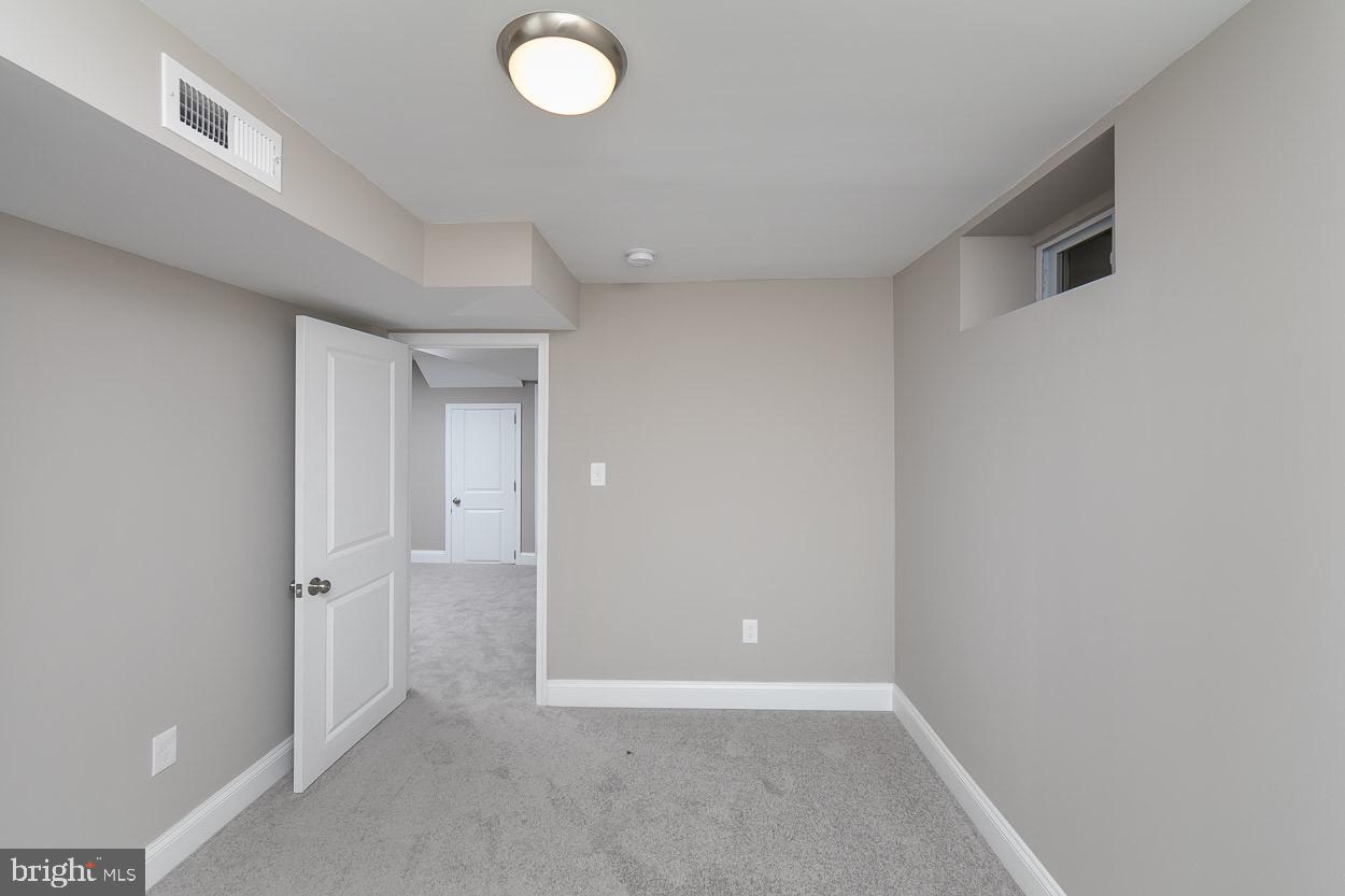 AUGUSTA ACRES - Residential