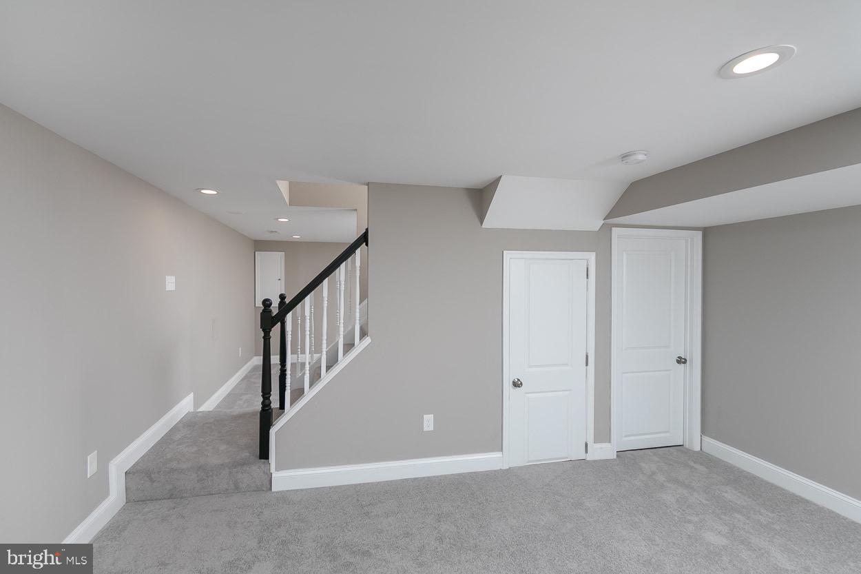 AUGUSTA ACRES - Residential