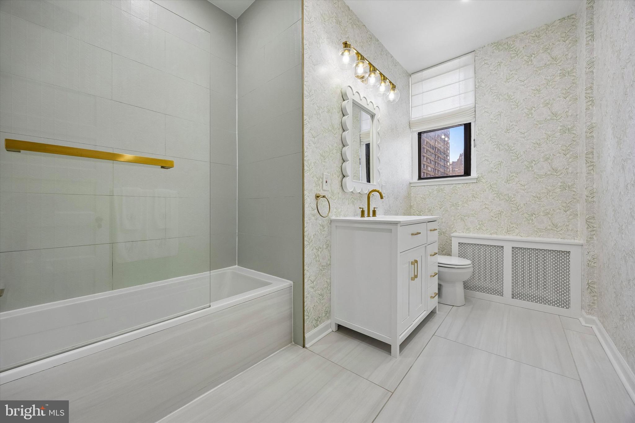 WASHINGTON SQ WEST - Residential