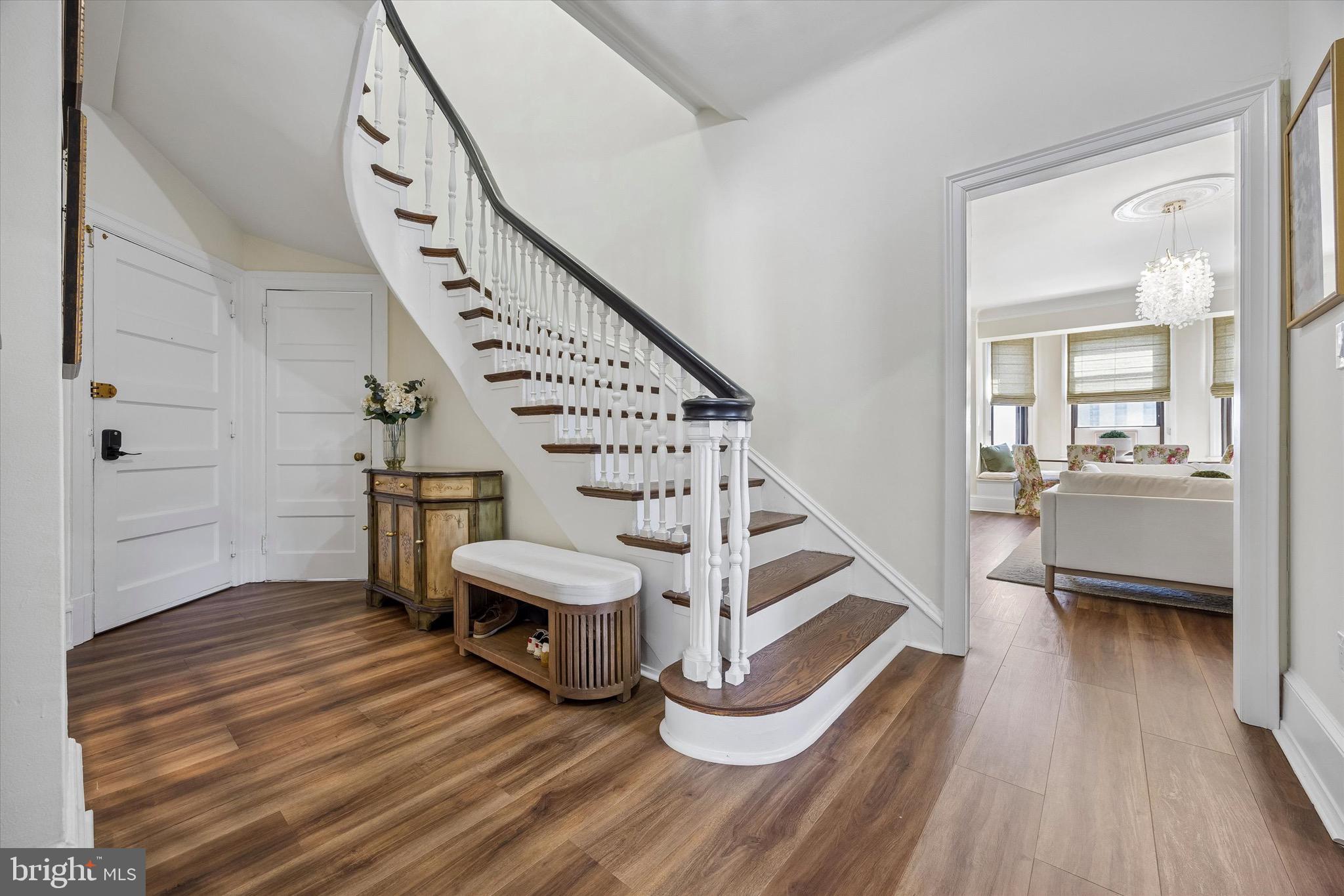 WASHINGTON SQ WEST - Residential