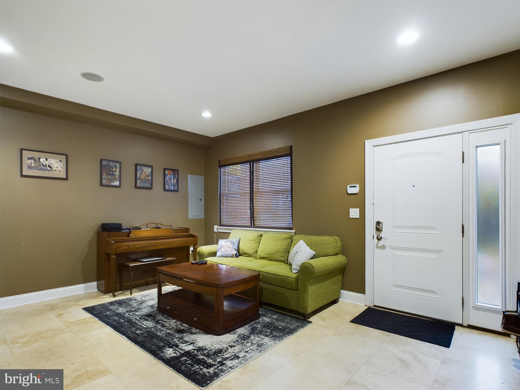 EAST PASSYUNK CROSSING - Residential Lease