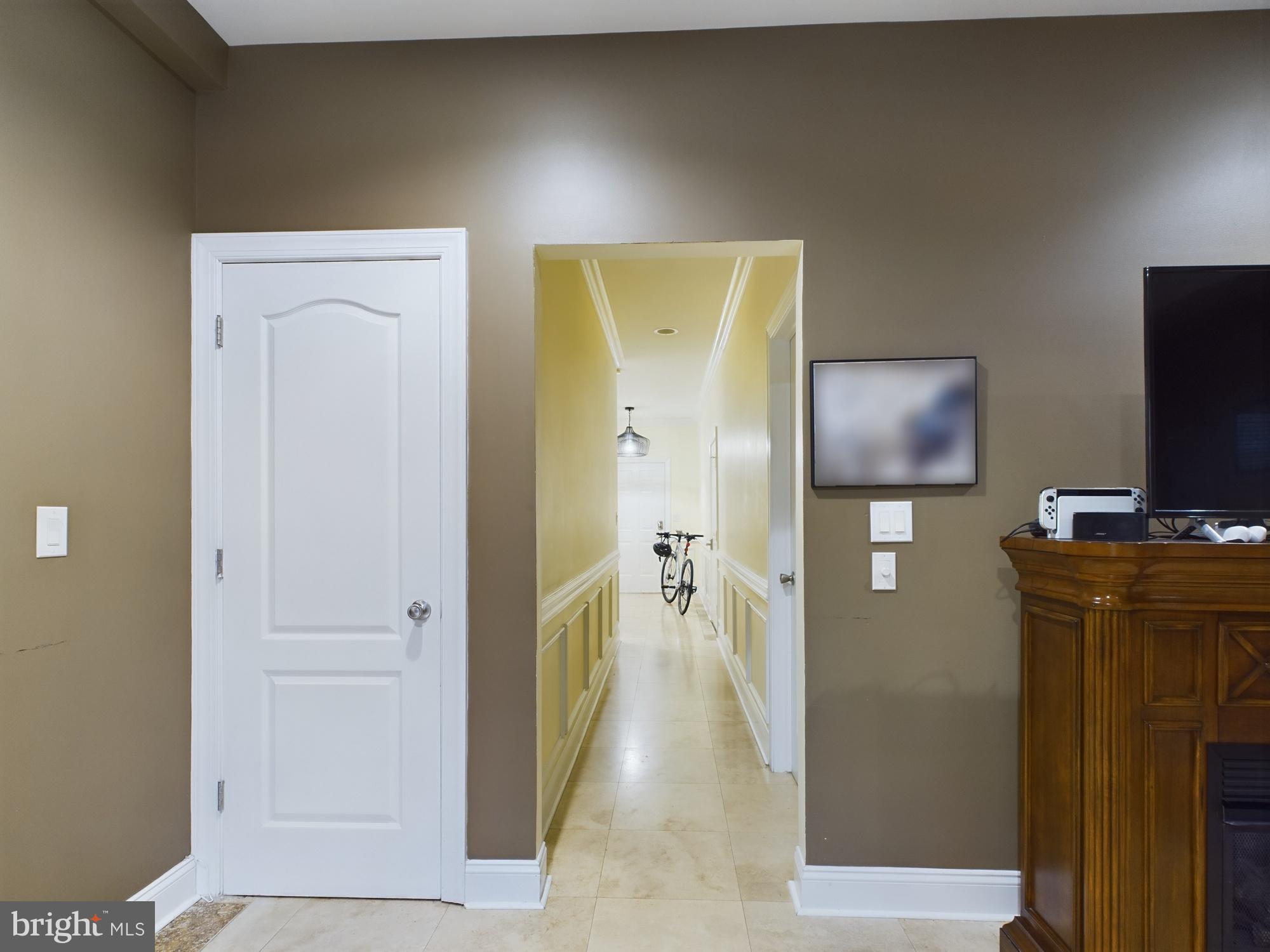 EAST PASSYUNK CROSSING - Residential Lease