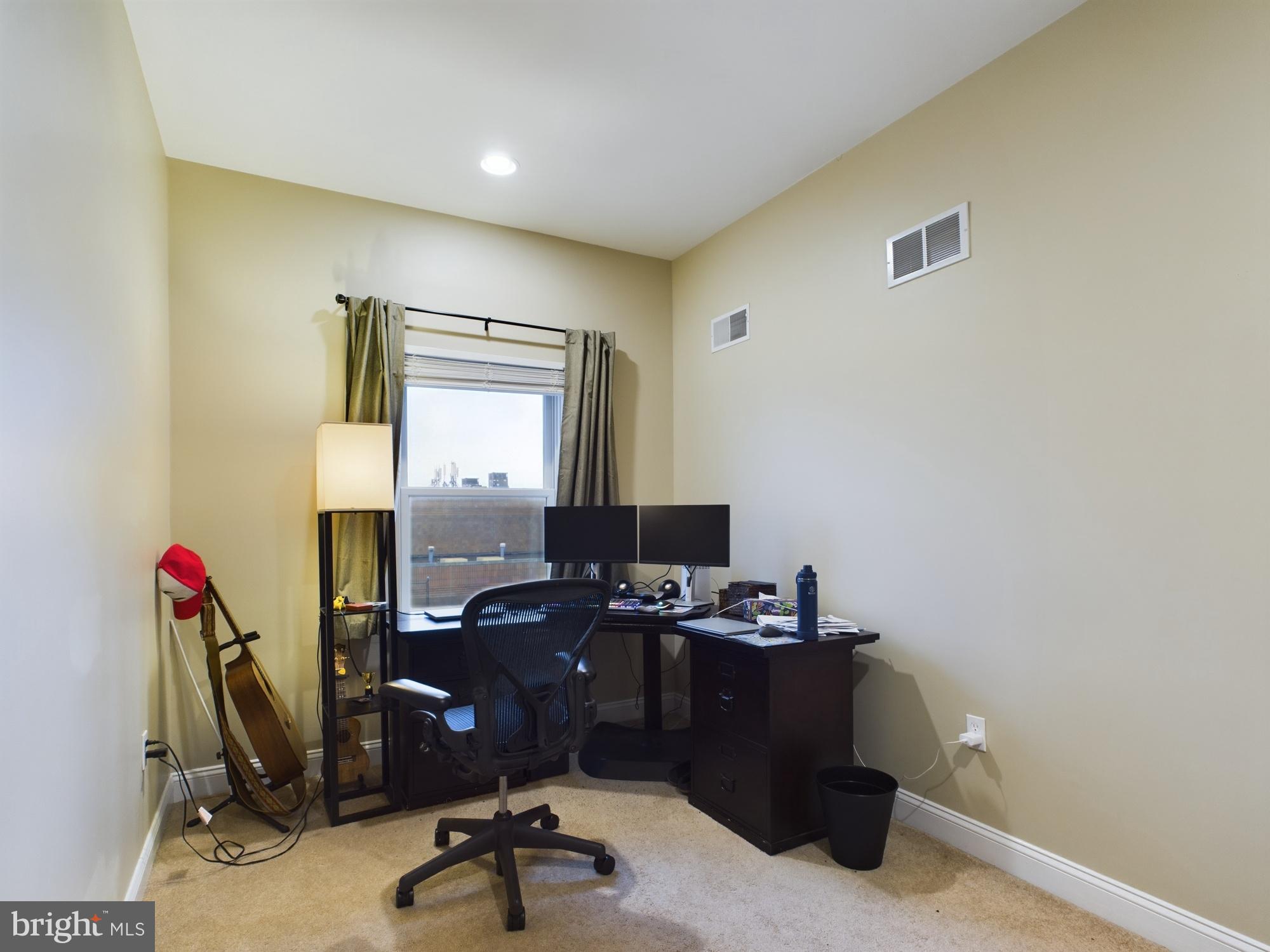 EAST PASSYUNK CROSSING - Residential Lease