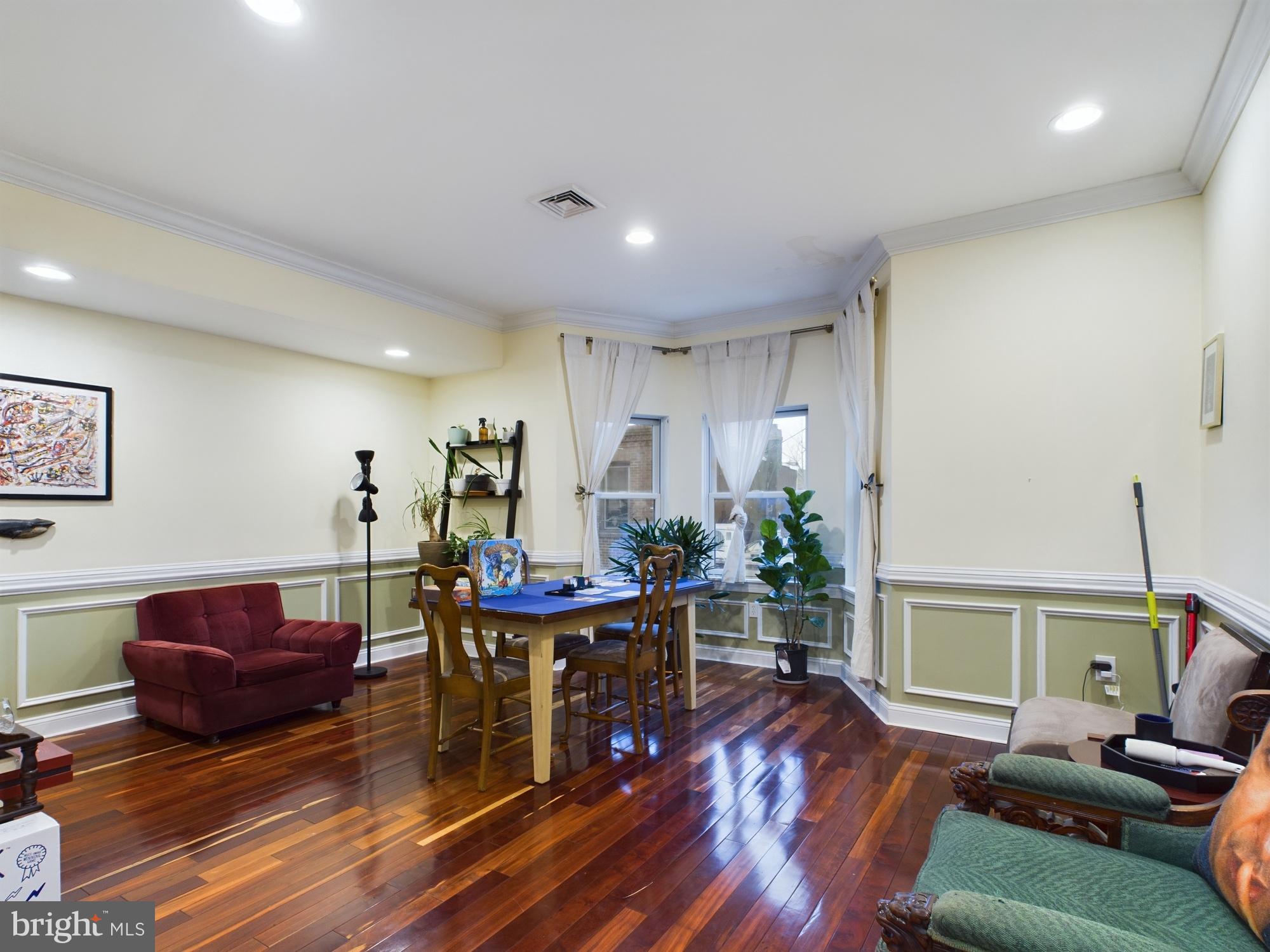 EAST PASSYUNK CROSSING - Residential Lease