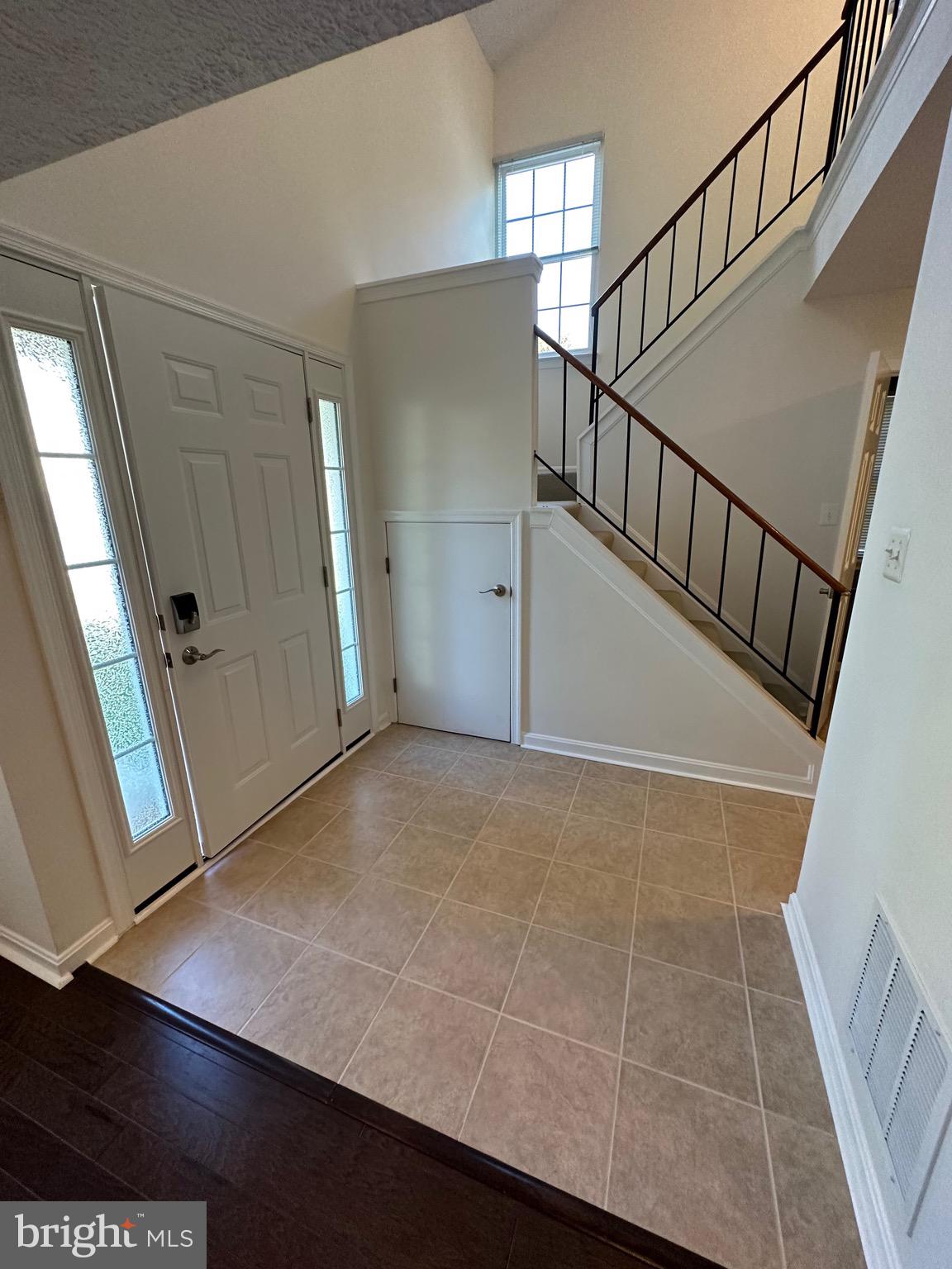 SINGLETONS GROVE - Residential Lease