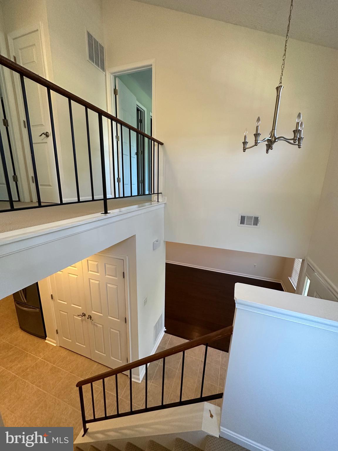 SINGLETONS GROVE - Residential Lease