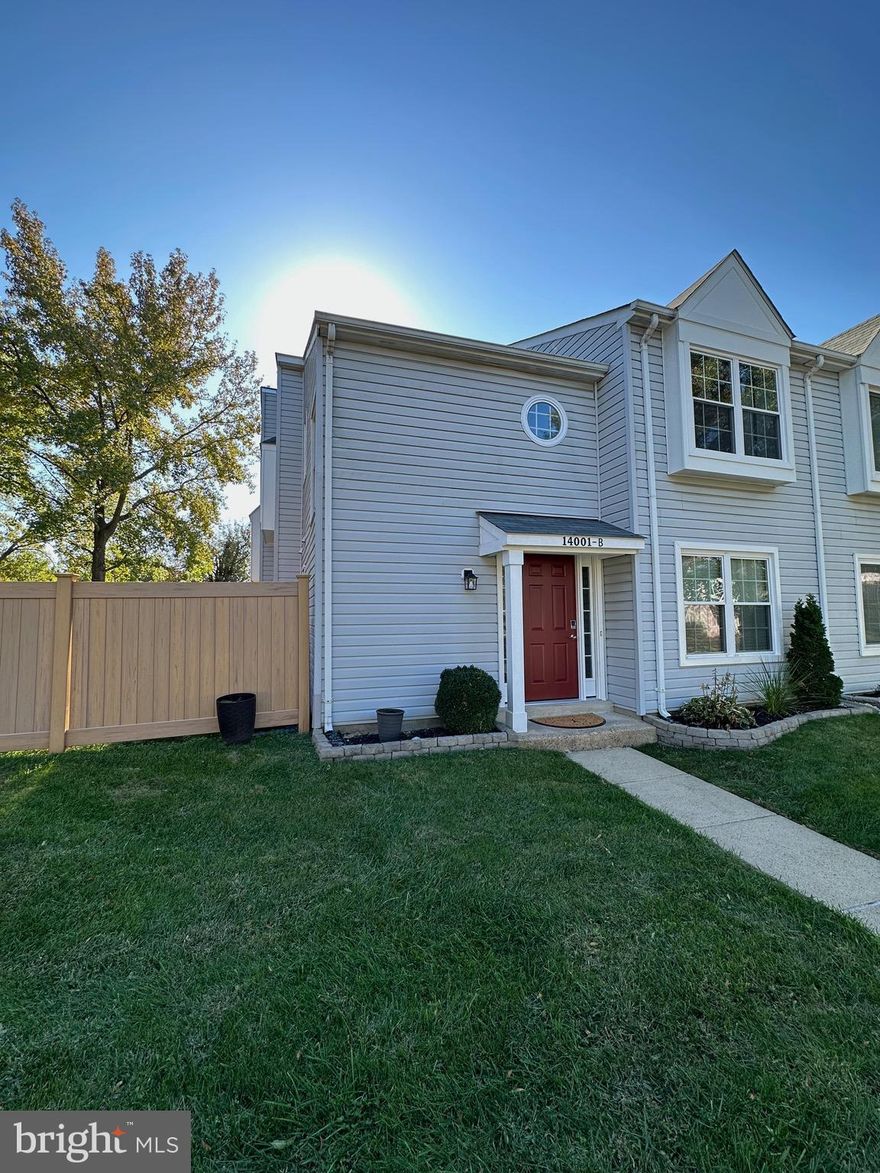 Exciting end unit home with an open floorplan and great Flow.  Two Bedroom suites each with a renovated ensuite bathroom.  The Living Room and Dining Room feature hardwood flooring and a linear fireplace.  Our kitchen is a modern showplace with a granite-topped gathering island, pantry customized cabinetry including a trash and recycle center. You can walk out to the private, fenced side yard with a spacious entertainment deck.  Great location near shopping, restaurants, theaters, and more.  Trader Joe's and Wegmans are located nearby.  Easy commute to Interstate 66 and Route 28 as main transportation routes.  Two assigned parking spaces right out front!  Property is Available now.  A strong employment history and good credit are expected.  Pets will be considered on a case by case basis.