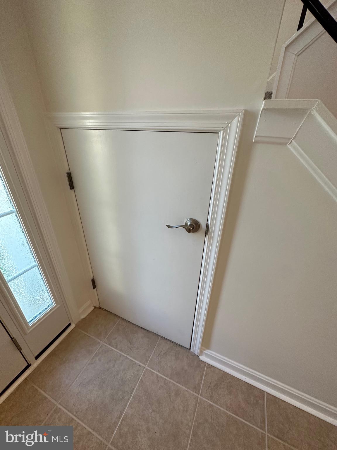 SINGLETONS GROVE - Residential Lease