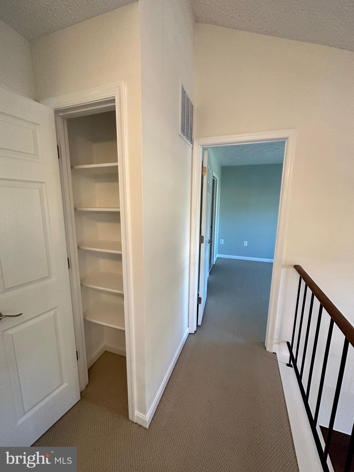 SINGLETONS GROVE - Residential Lease