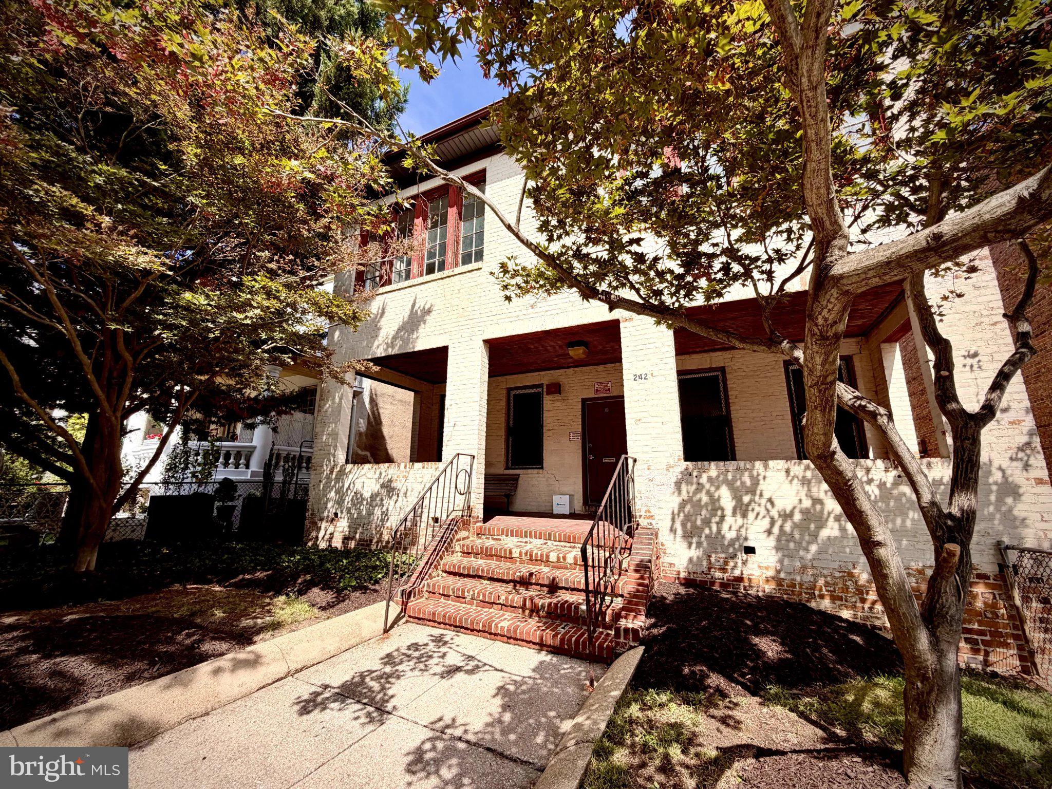 2425 EUTAW PLACE