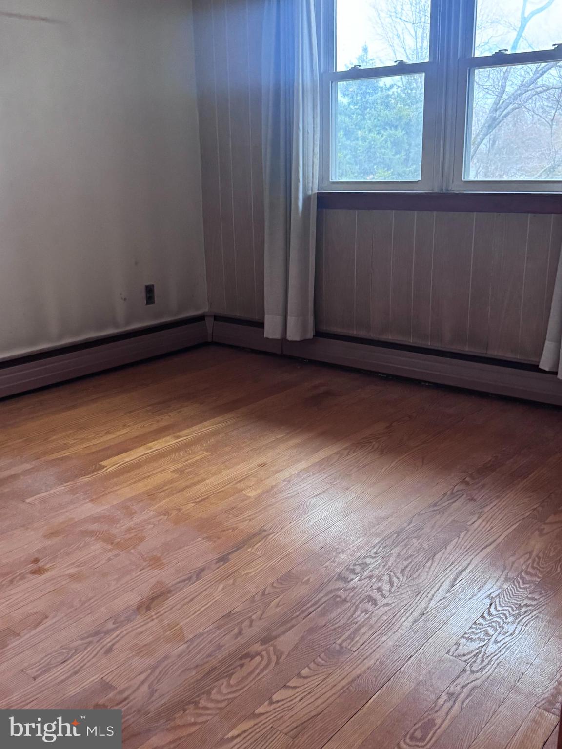 HUNTINGDON HILLS - Residential