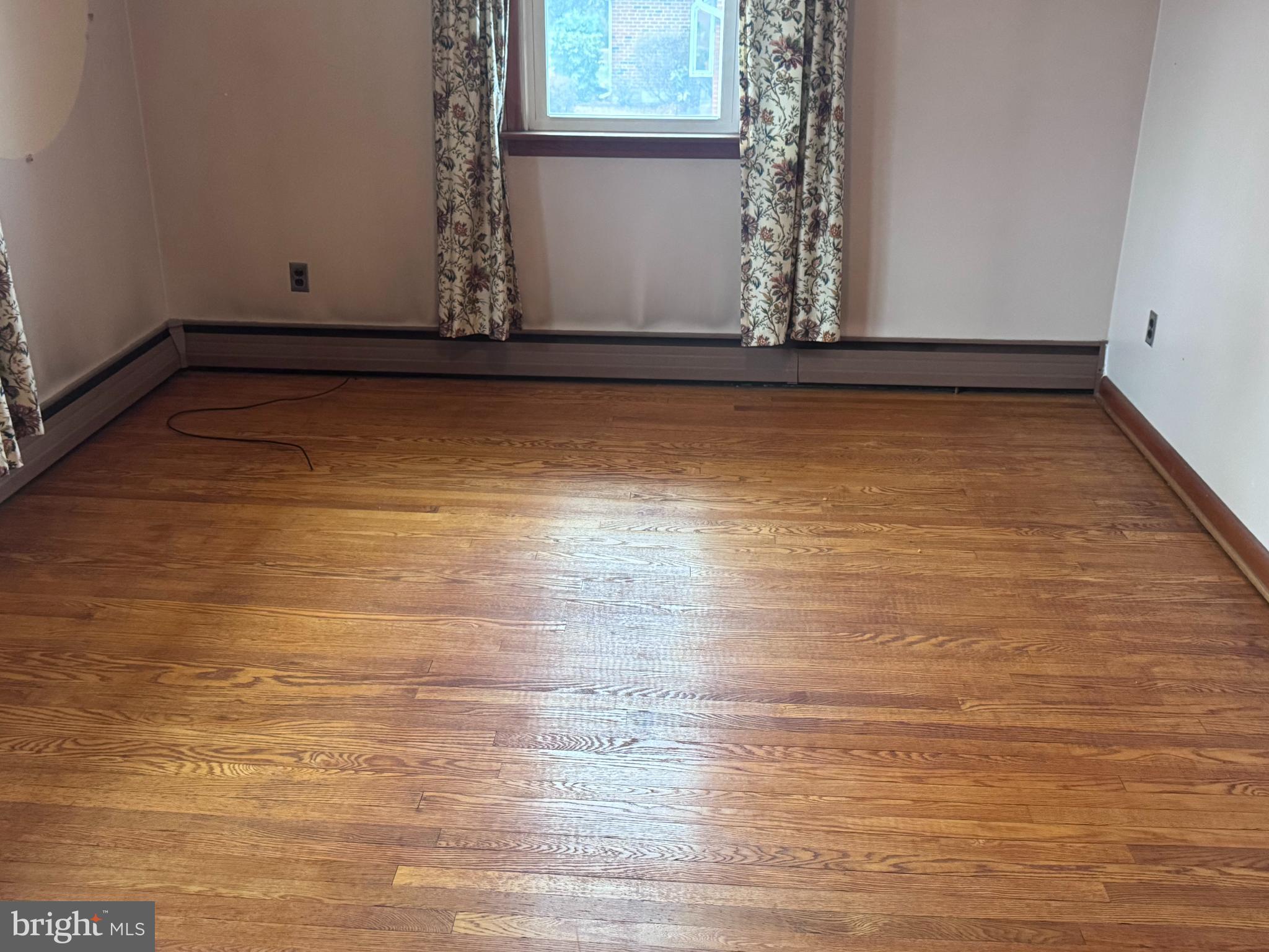 HUNTINGDON HILLS - Residential