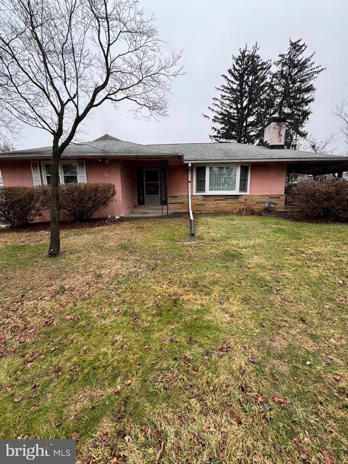 HUNTINGDON HILLS - Residential