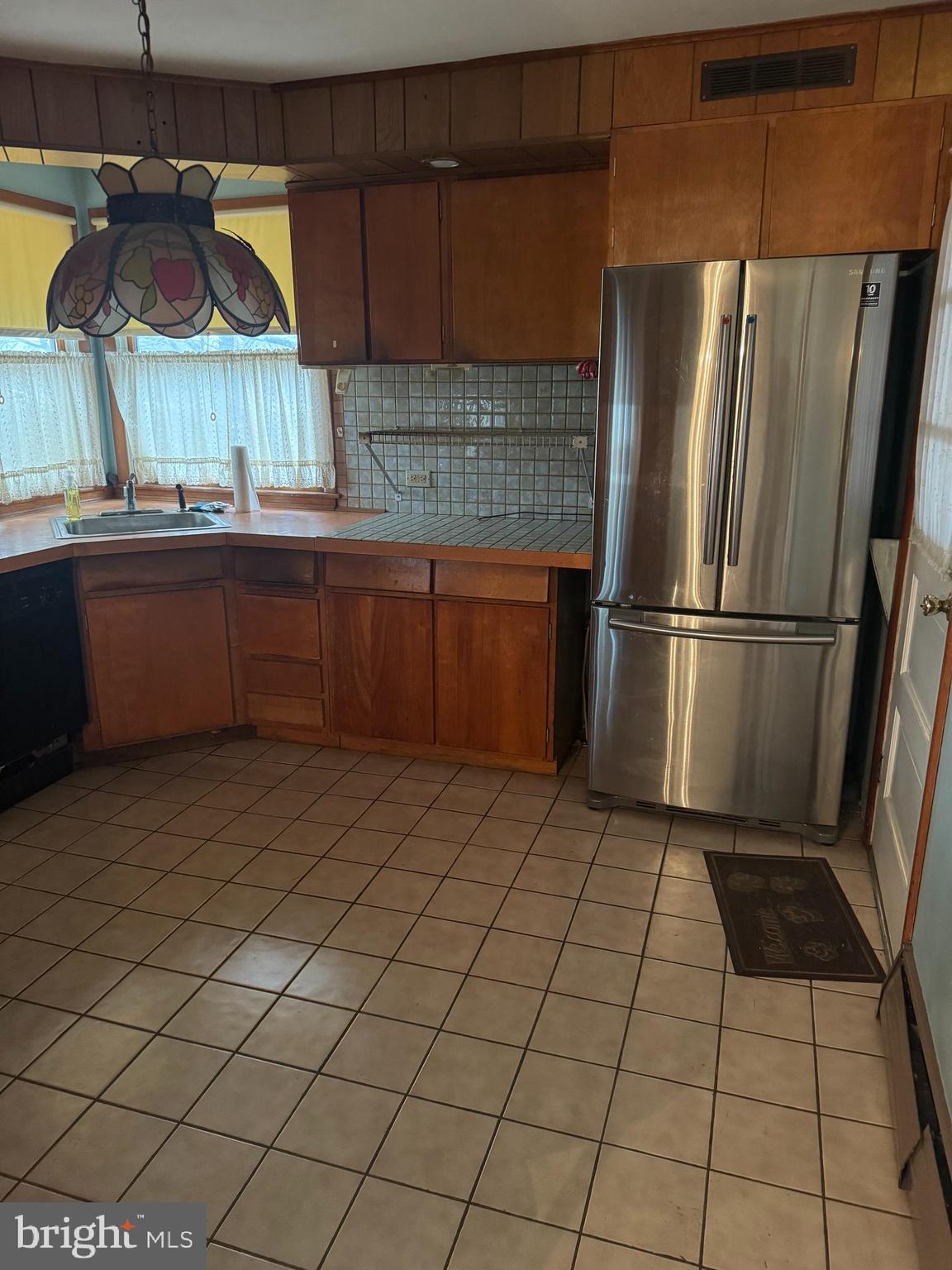 HUNTINGDON HILLS - Residential