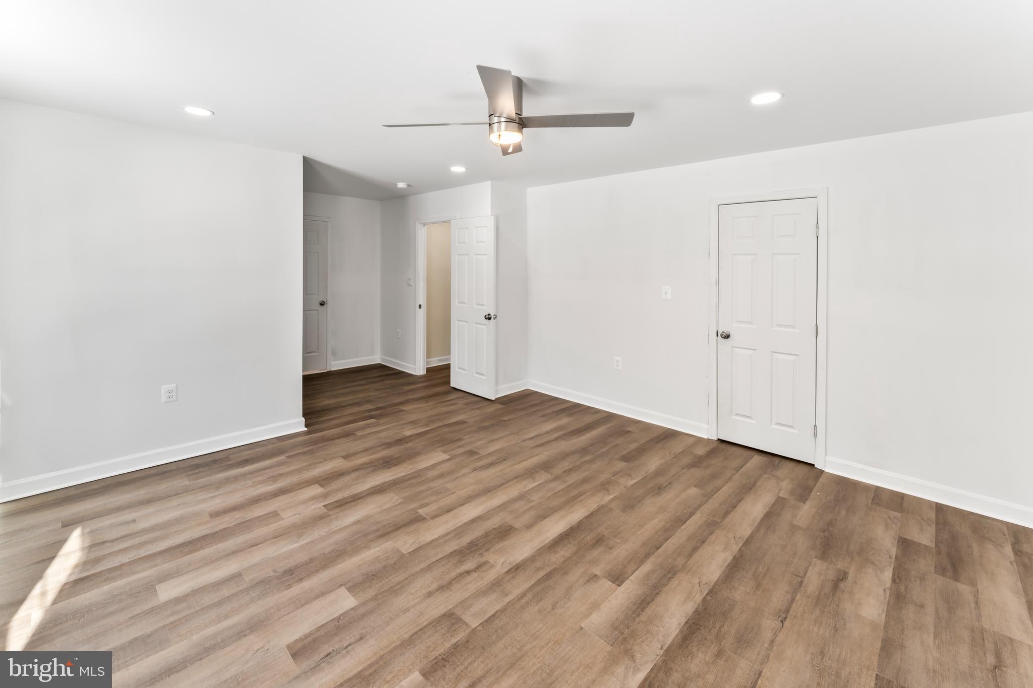 LAKE CAROLINE - Residential