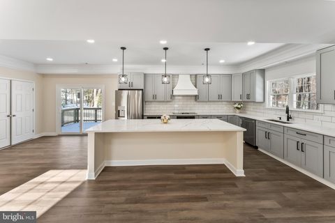 723 LAKE CAROLINE DRIVE RUTHER GLEN VA 22546