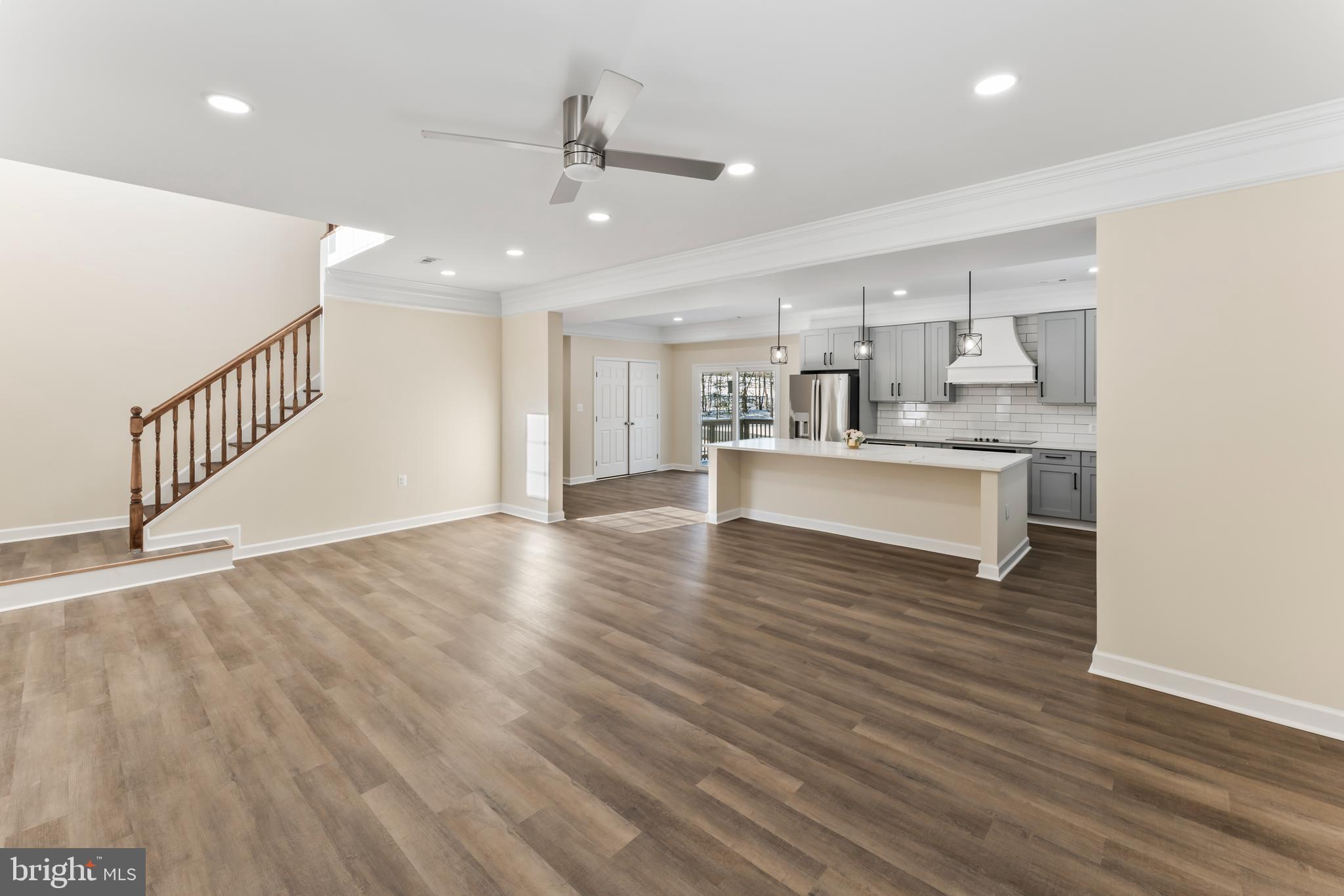 LAKE CAROLINE - Residential