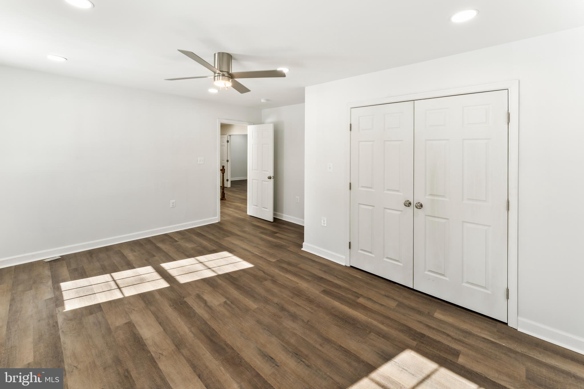 LAKE CAROLINE - Residential