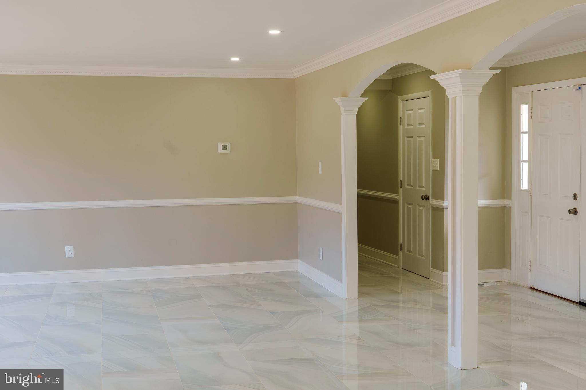 COLESVILLE MANOR - Residential