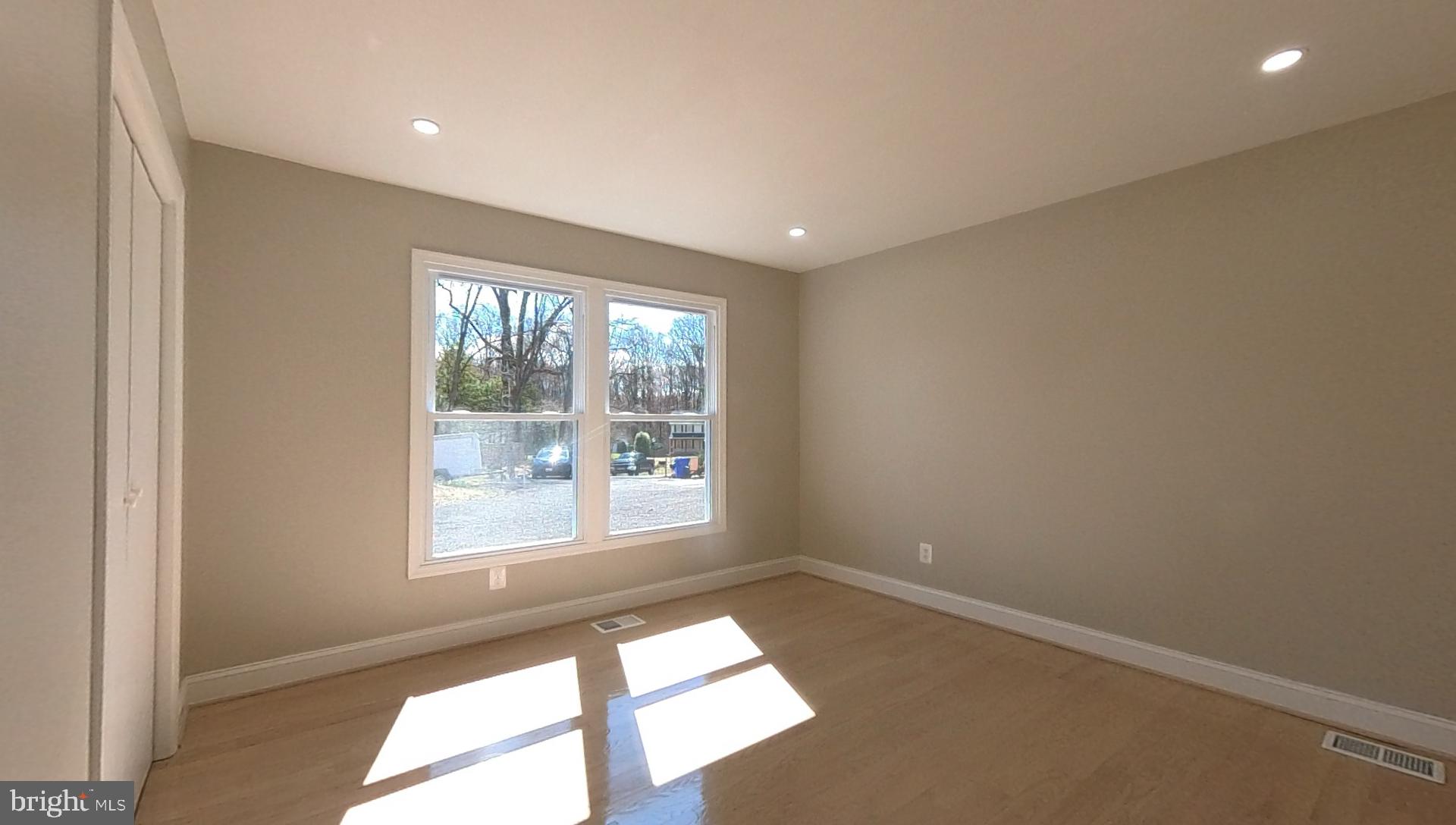 COLESVILLE MANOR - Residential