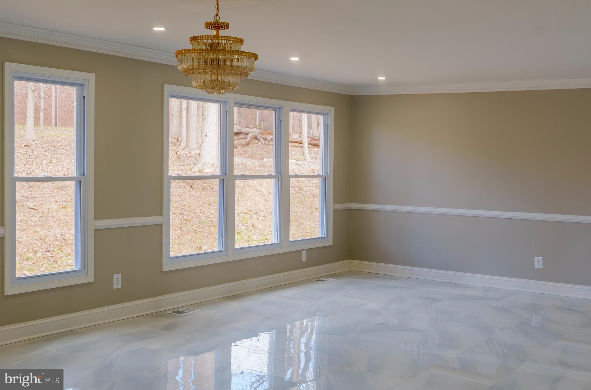 COLESVILLE MANOR - Residential