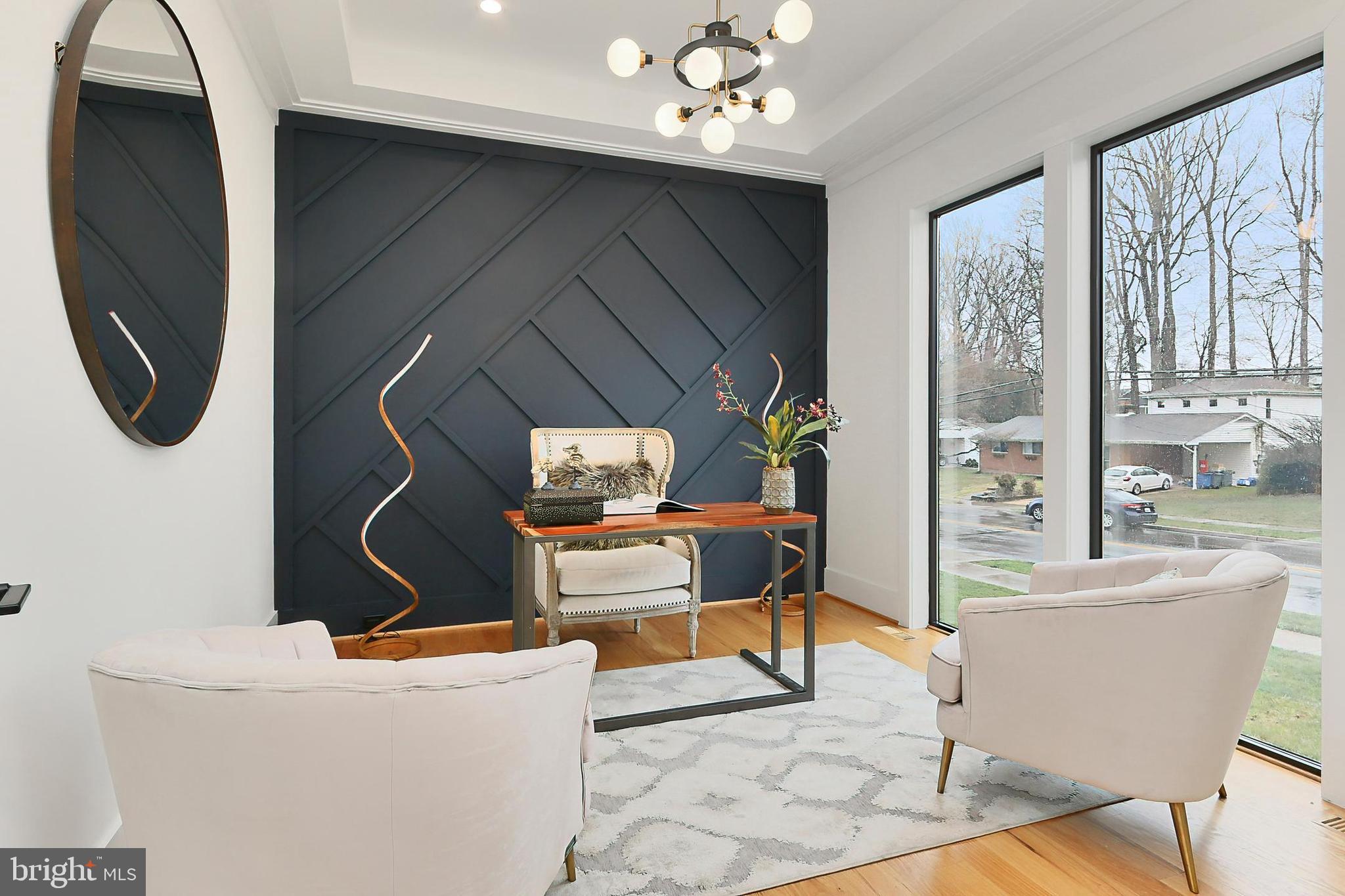 VIENNA WOODS - Residential