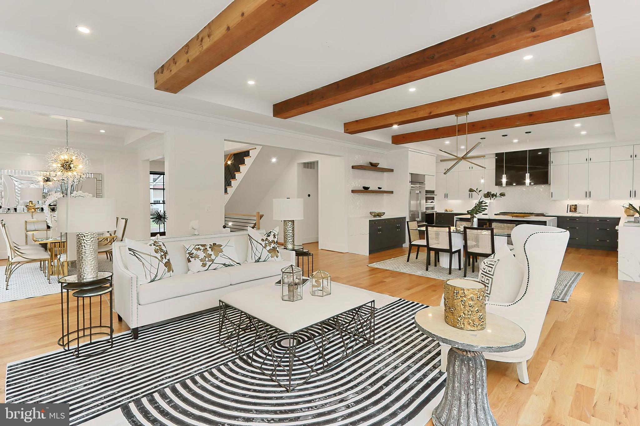 VIENNA WOODS - Residential