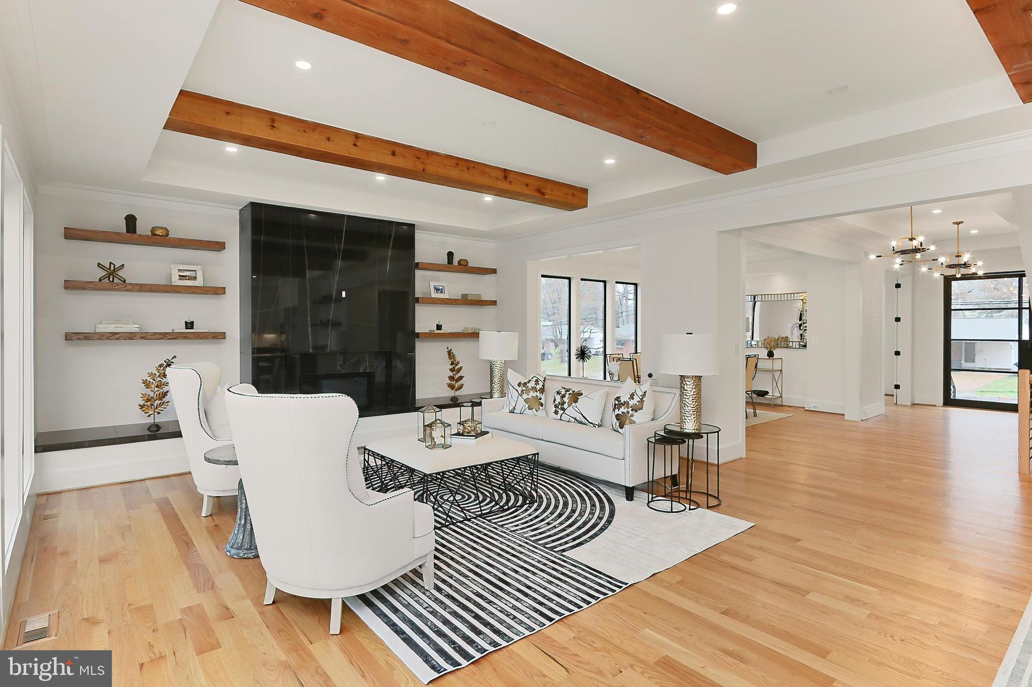 VIENNA WOODS - Residential