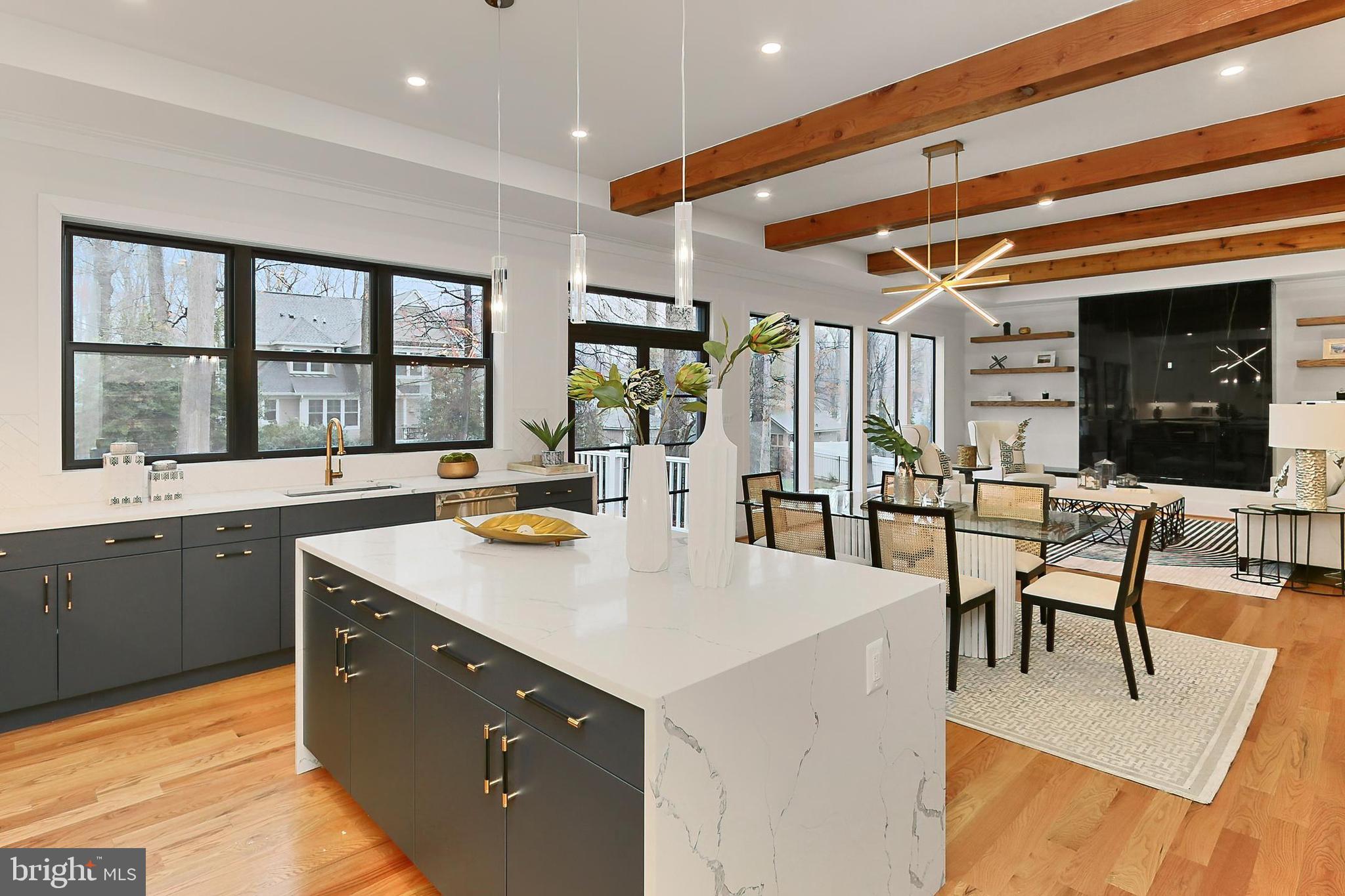 VIENNA WOODS - Residential