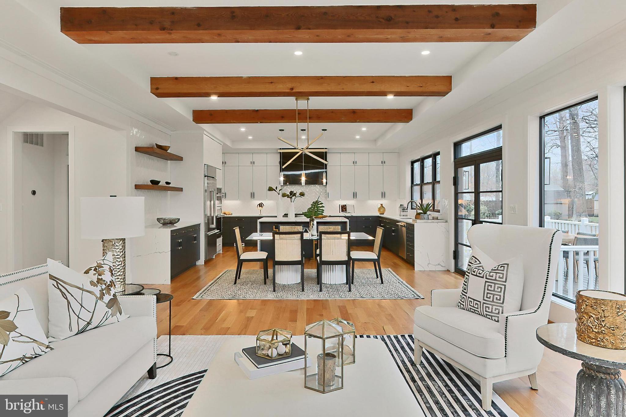 VIENNA WOODS - Residential