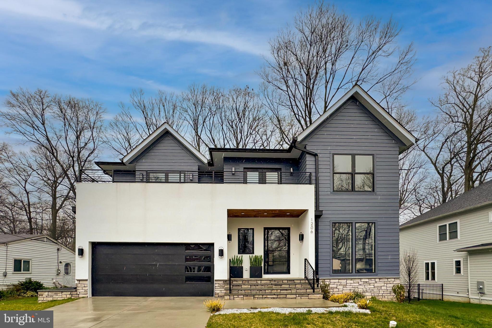 VIENNA WOODS - Residential